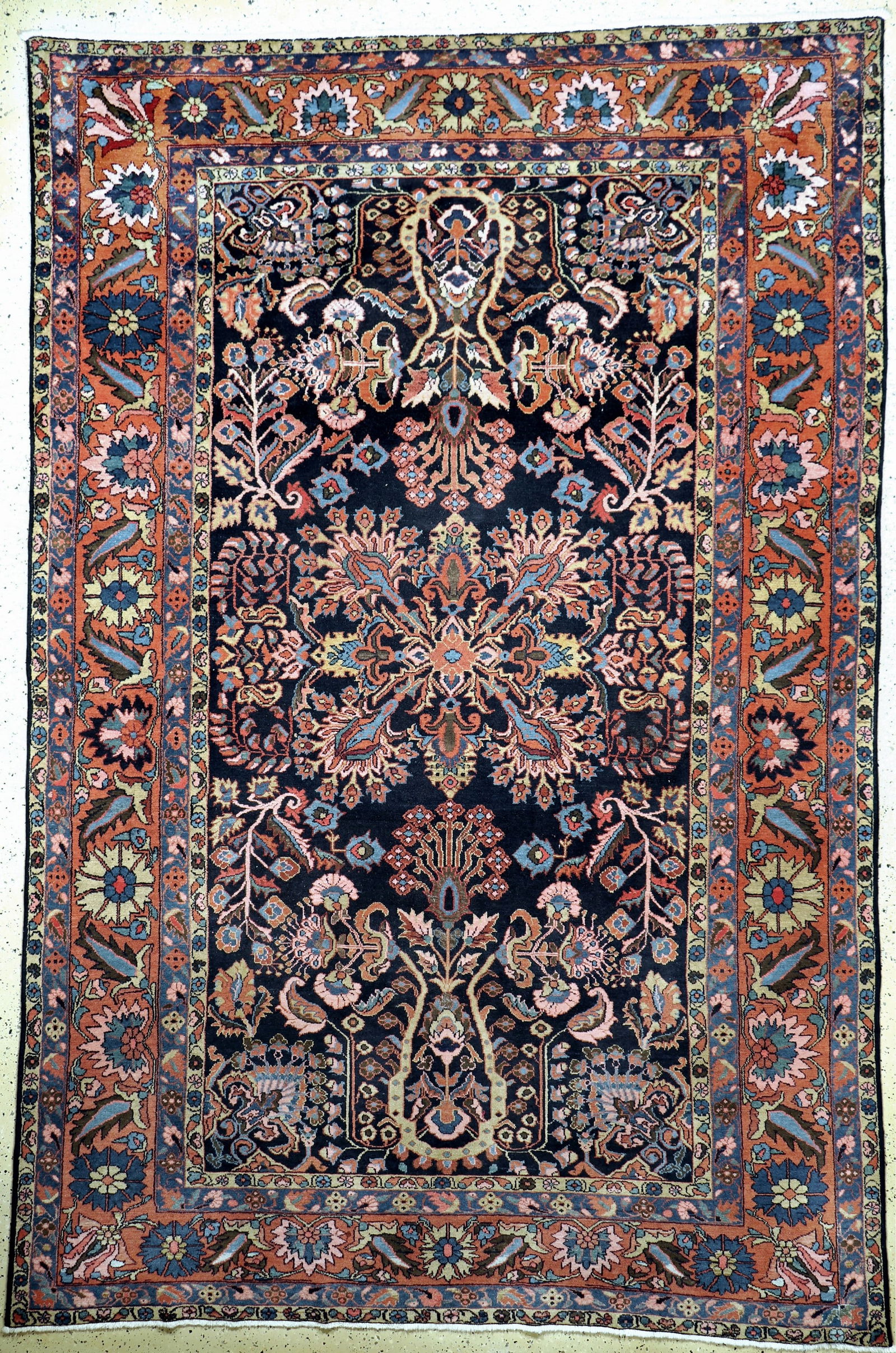 Lilian old, Persia, early 20th century, wool on cotton (1 of 10)