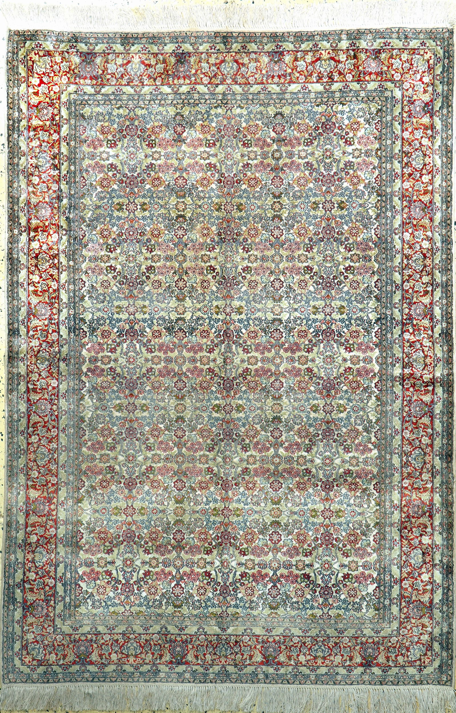 Hereke silk fine, China, late 20th century, pure natural (1 of 8)