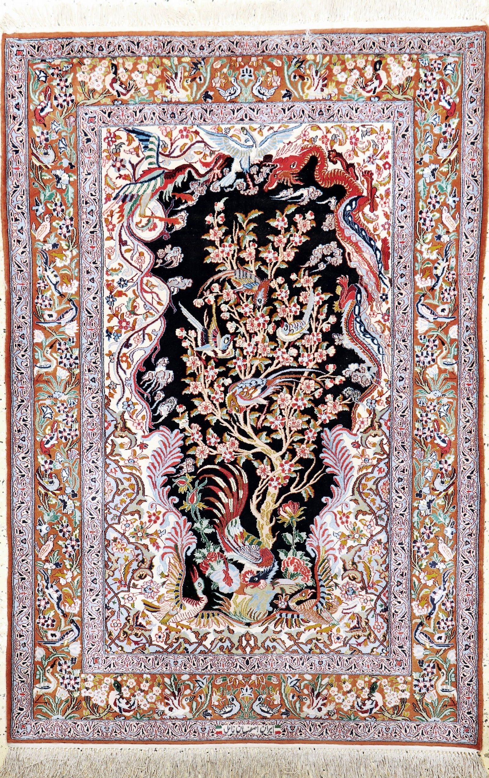 Isfahan fine, Persia, mid -20th century, corkwool: Isfahan fine, Persia, mid -20th century, corkwool with and on silk, approx. 175 x 110 cm, condition: 1-2. Rugs, Carpets & Flatweaves