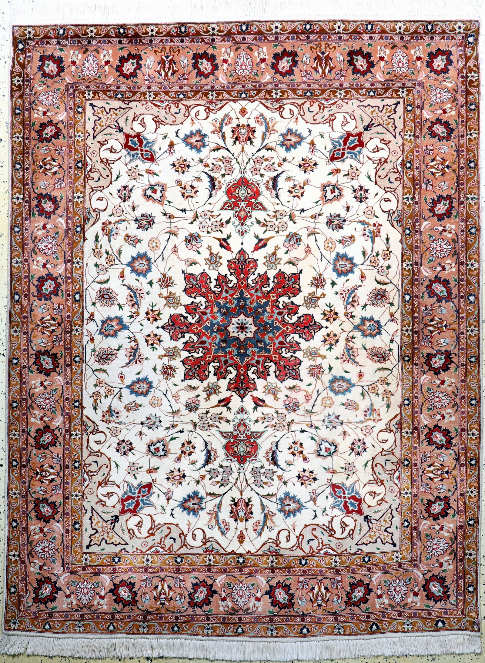 Tabriz fine (50 Raj), Persia, late 20th century (1 of 7)