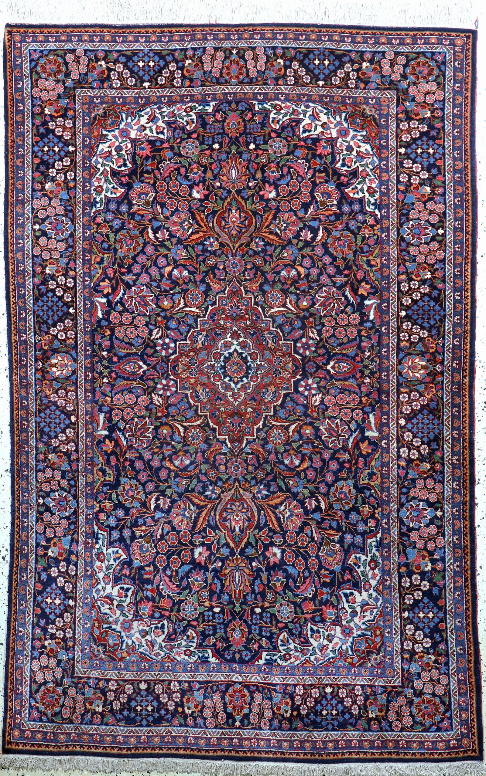 Kashan cork old, Persia, early 20th century, corkwool on: Kashan cork old, Persia, early 20th century, corkwool on cotton, approx. 208 x 135 cm, condition: 2, (small pile damage). Rugs, Carpets & Flatweaves