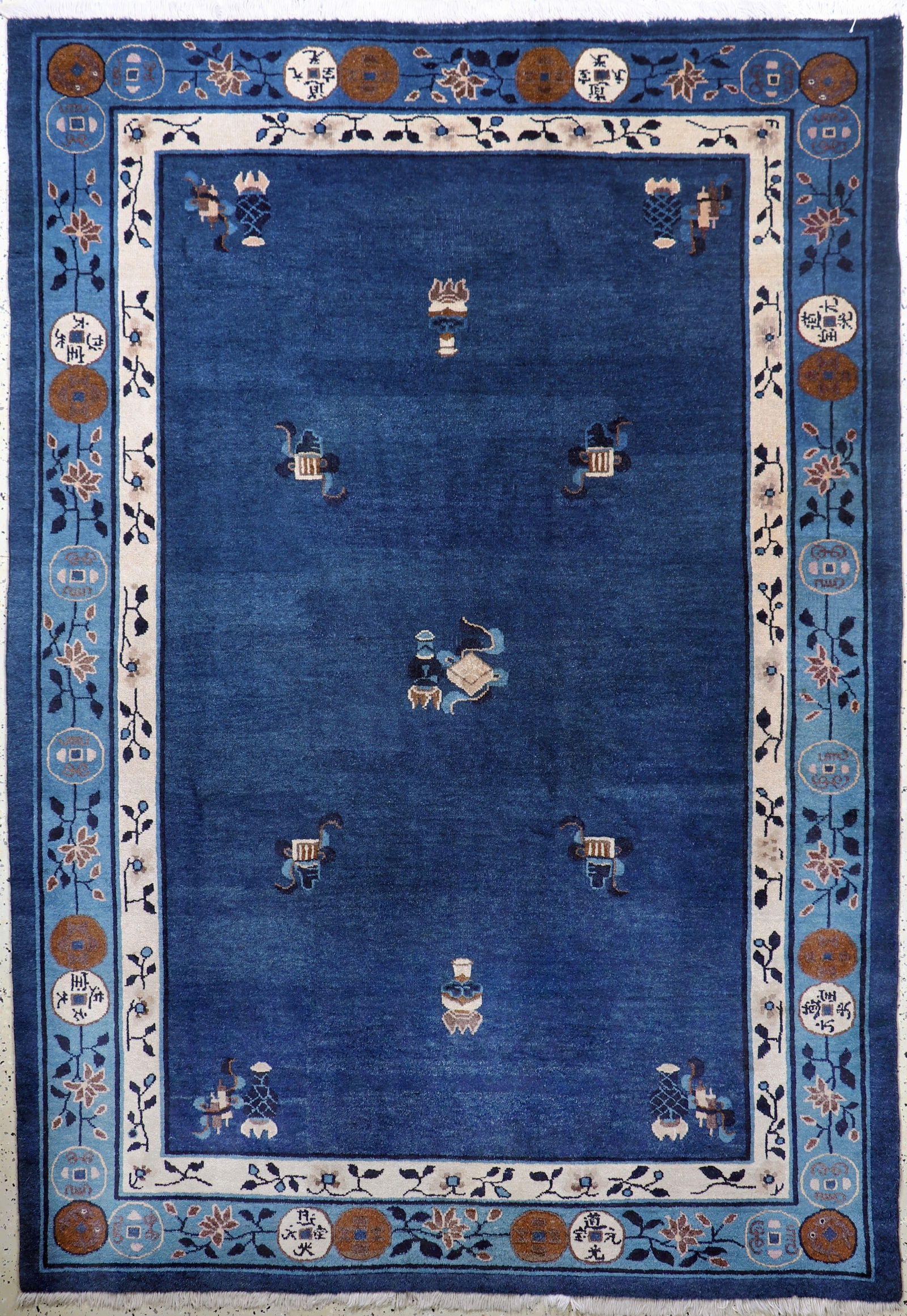 Antique Beijing, China, around 1900, wool on cotton (1 of 7)