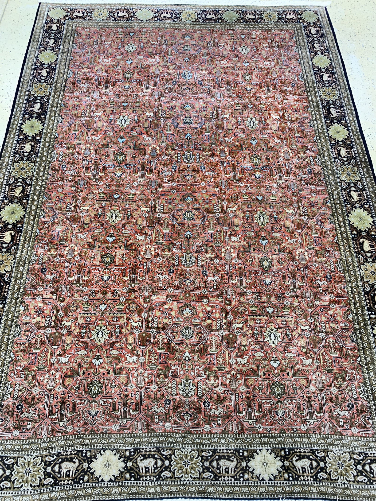 Qum silk, Persia, mid-20th century, pure natural: Qum silk, Persia, mid-20th century, pure natural silk, approx. 330 x 233 cm, condition:2, (fringes renewed). Rugs, Carpets & Flatweaves
