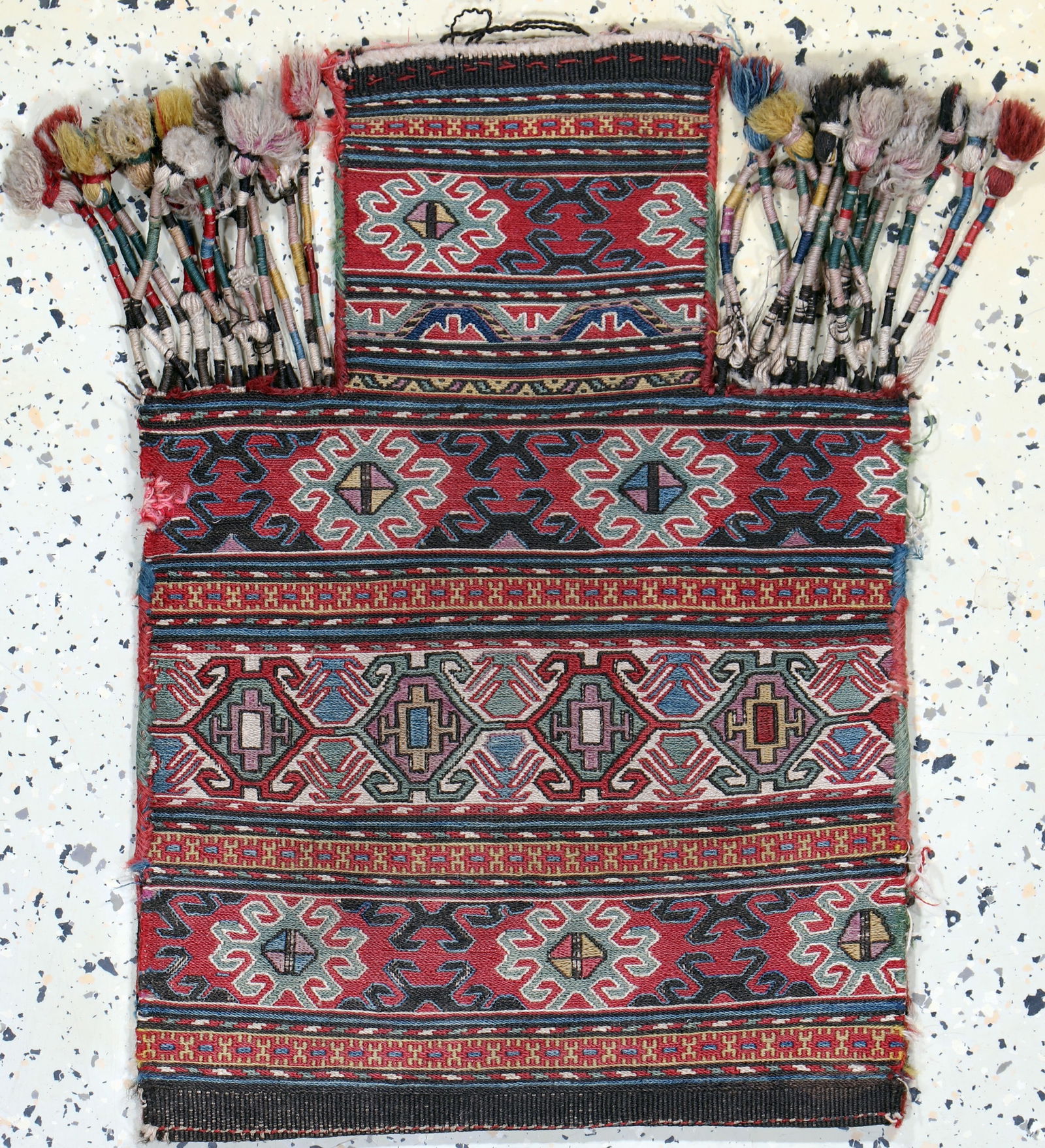 Shahsawan salt bag, Persia, 19th century, woolon wool: Shahsawan salt bag, Persia, 19th century, woolon wool, approx. 57 x 40 cm, condition: 2. Rugs, Carpets & Flatweaves