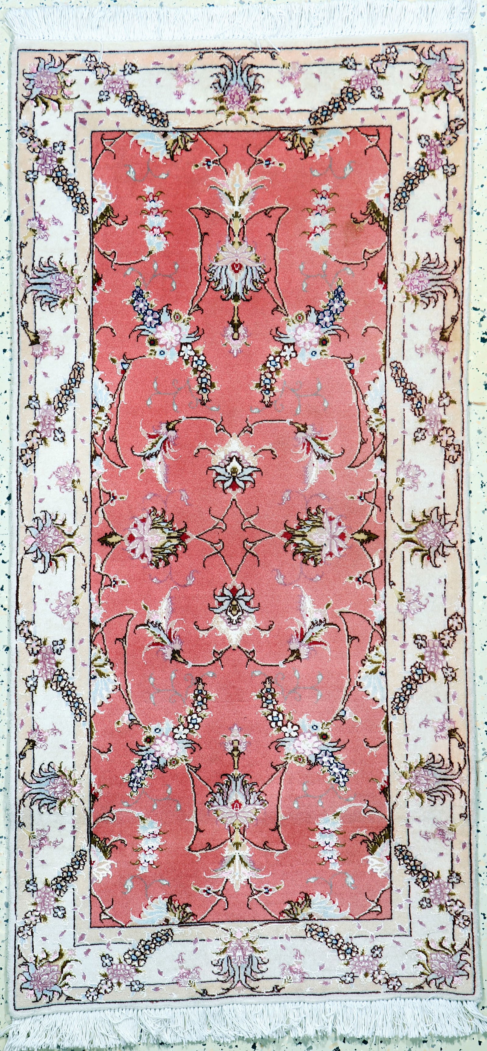 Tabriz fine(50 Raj), Persia, late 20th century: Tabriz fine(50 Raj), Persia, late 20th century, corkwool with silk, approx. 155 x 70 cm, approx. 500,000 Kn/sm, condition: 2
