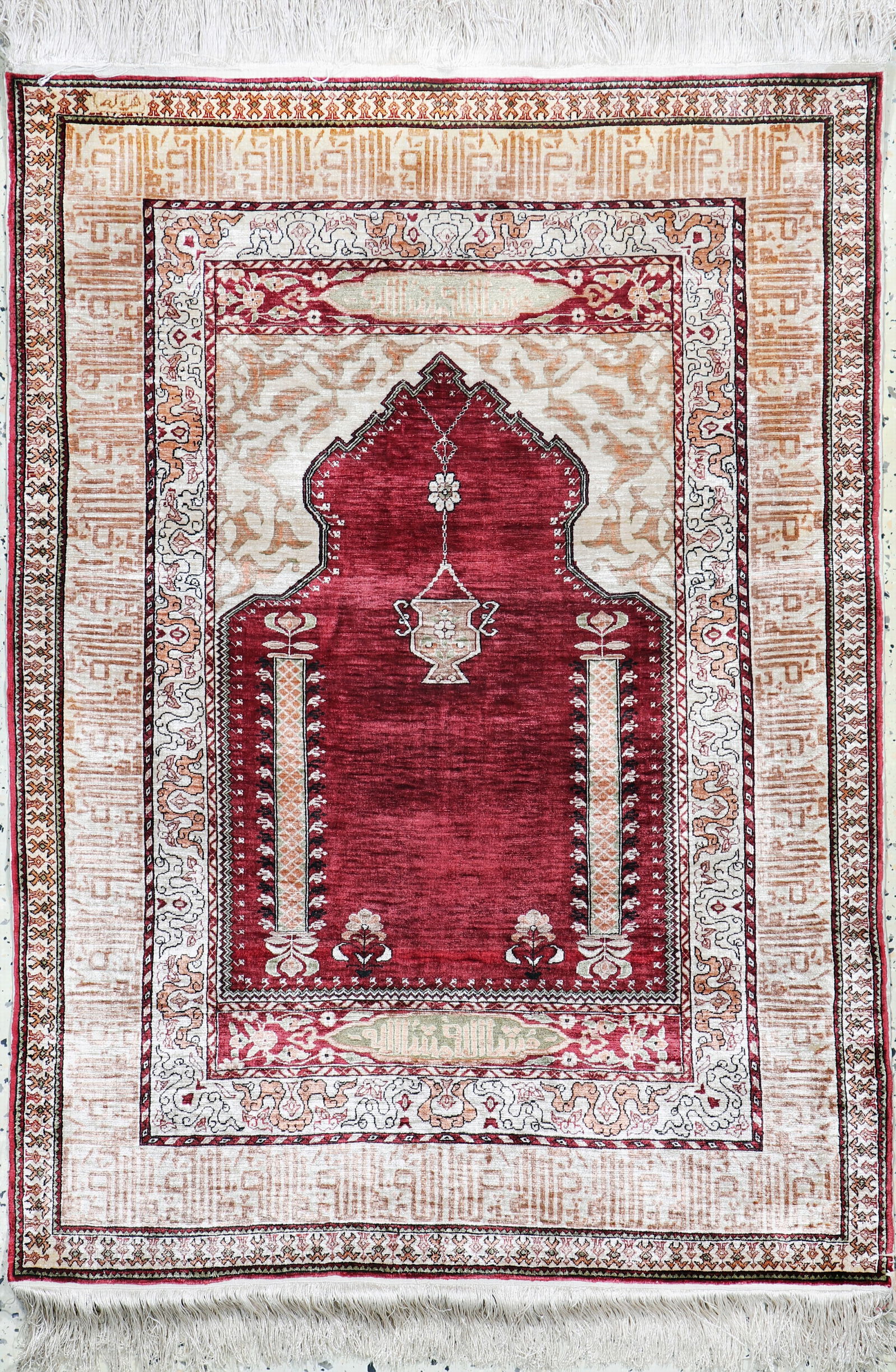 Hereke silk fine signed, Turkey, mid-20th century (1 of 8)