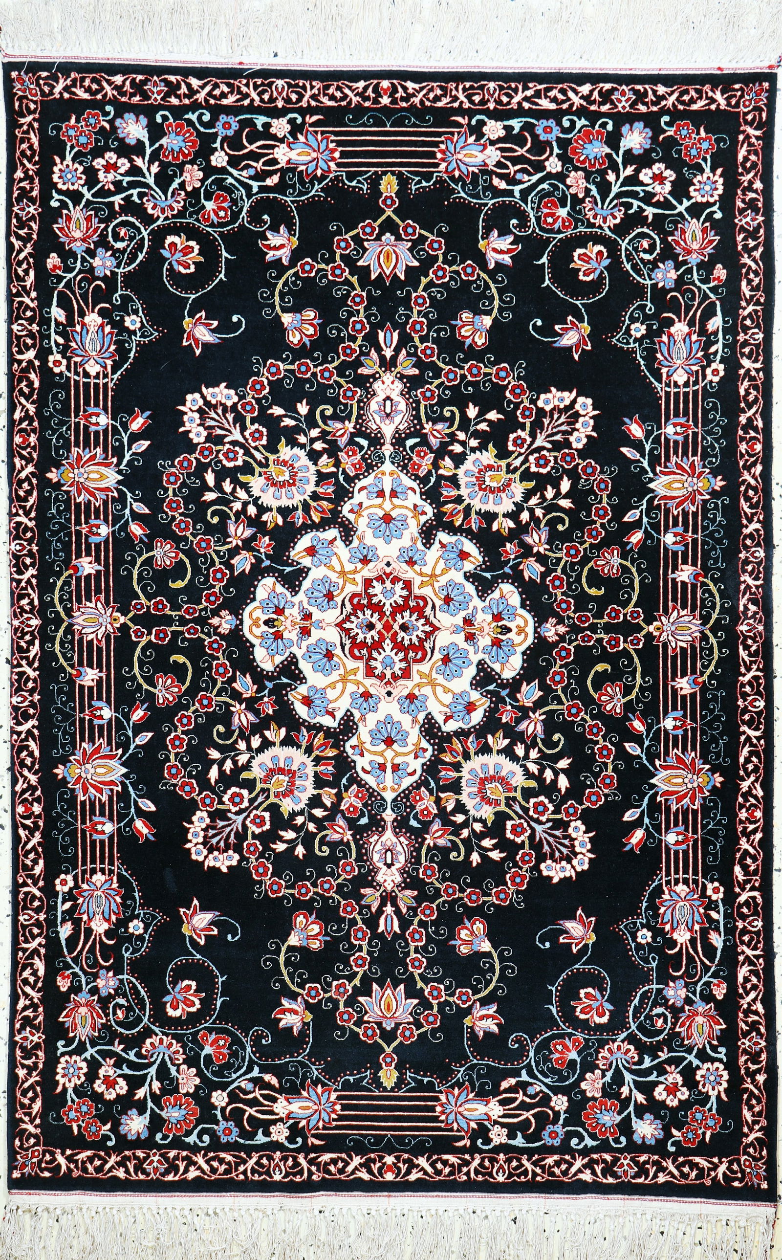 Isfahan fine, Persia, late 20th century, corkwool on (1 of 7)