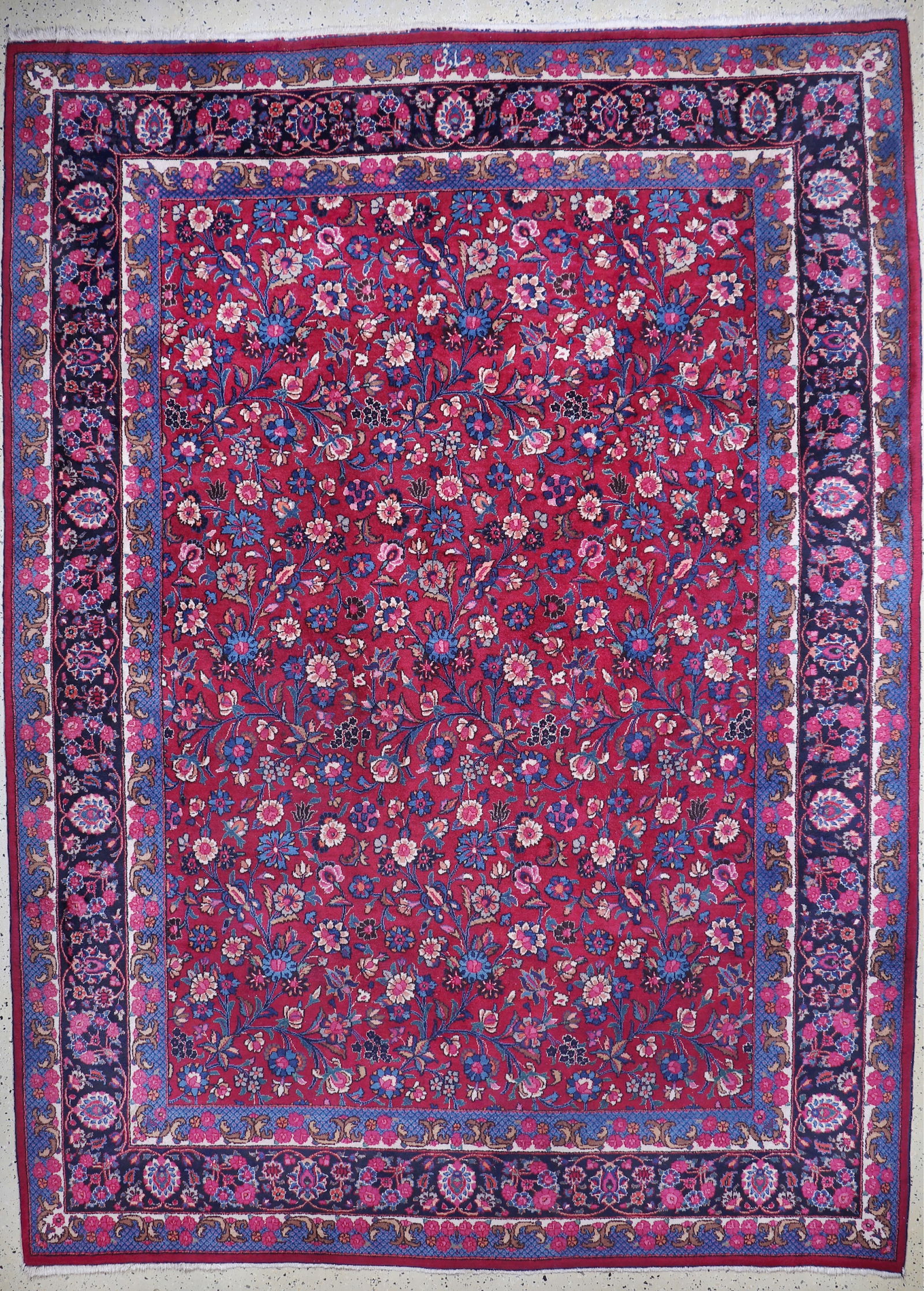 Mashhad signed, Persia, mid-20th century, woolon cotton: Mashhad signed, Persia, mid-20th century, woolon cotton, approx. 350 x 256 cm, condition: 2.Rugs, Carpets & Flatweaves