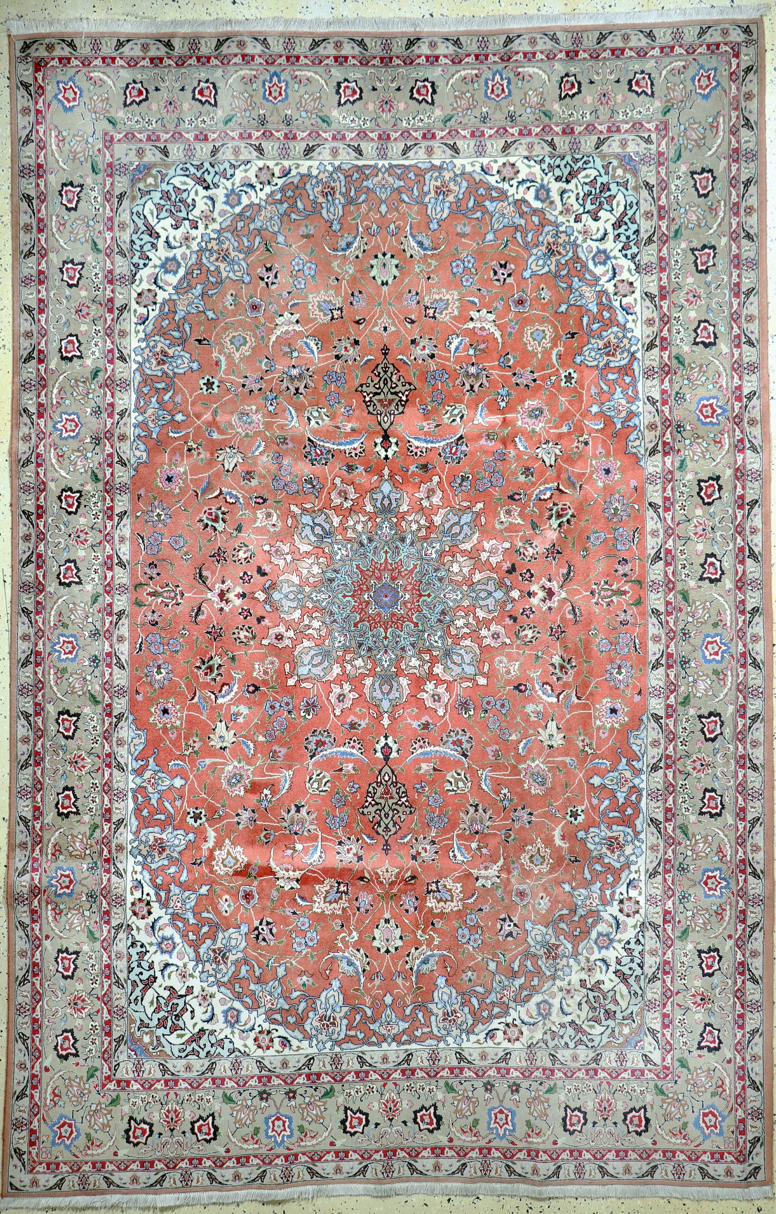 Tabriz fine(50 Raj), Persia, late 20th century (1 of 10)