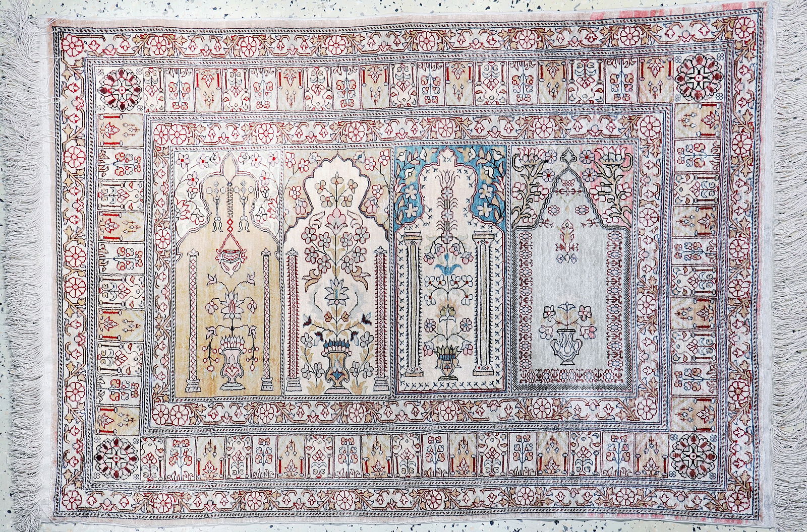 Silk Kayseri#'Saf#', Turkey, mid-20th century,pure natural (1 of 6)