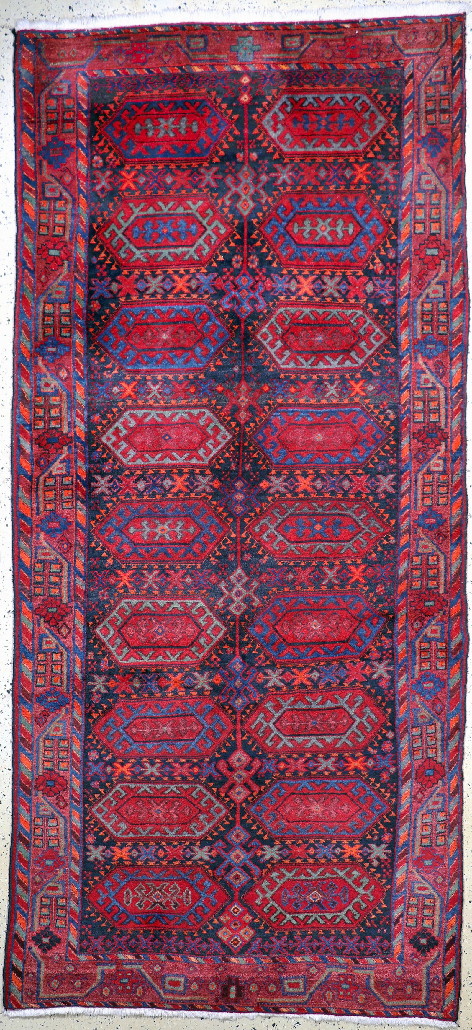 Kordi old, Persia, mid-20th century, wool on cotton: Kordi old, Persia, mid-20th century, wool on cotton, approx. 308 x 142 cm, condition: 2. Rugs, Carpets & Flatweaves