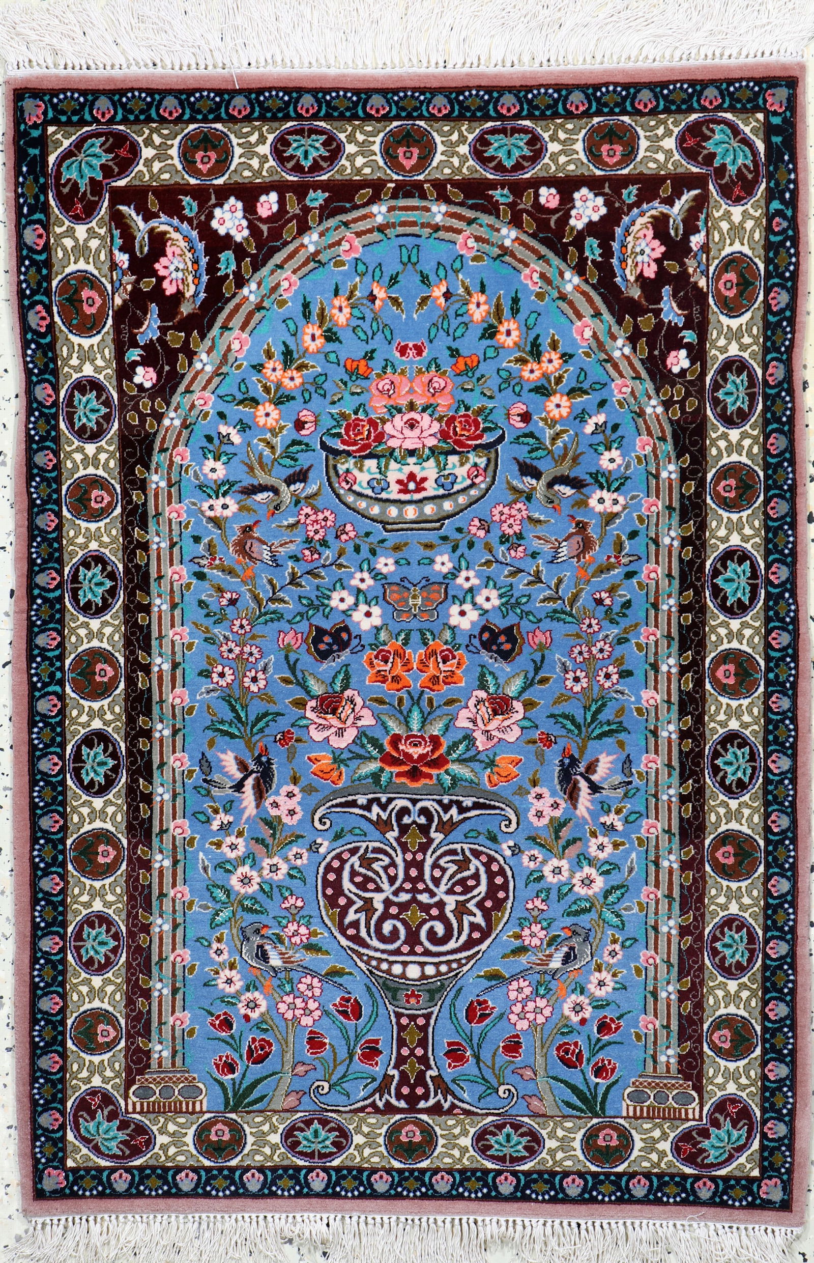Isfahan fine, Persia, late 20th century, corkwool (1 of 5)
