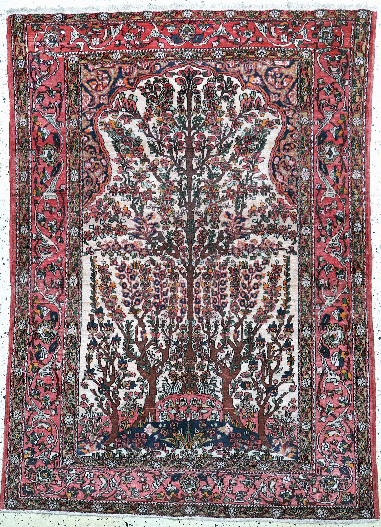 Antique Bakhtiar, Persia, around 1900, wool oncotton (1 of 7)