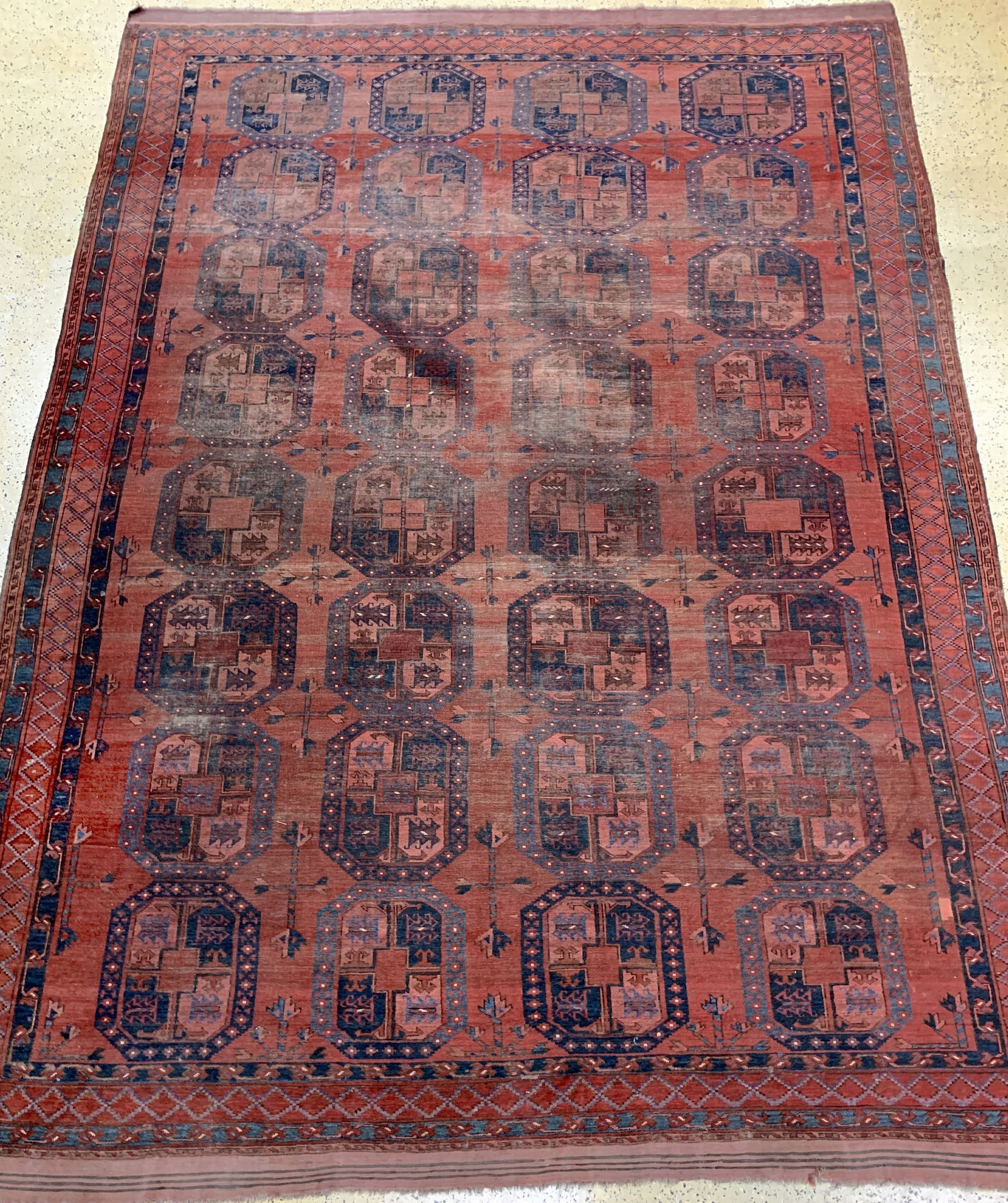 Ersari old, Afghanistan, early 20th century, wool on (1 of 11)