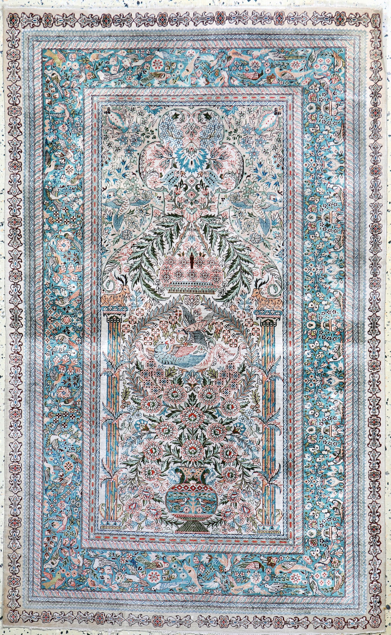 Hereke silk fine, China, mid-20th century, pure natural (1 of 7)