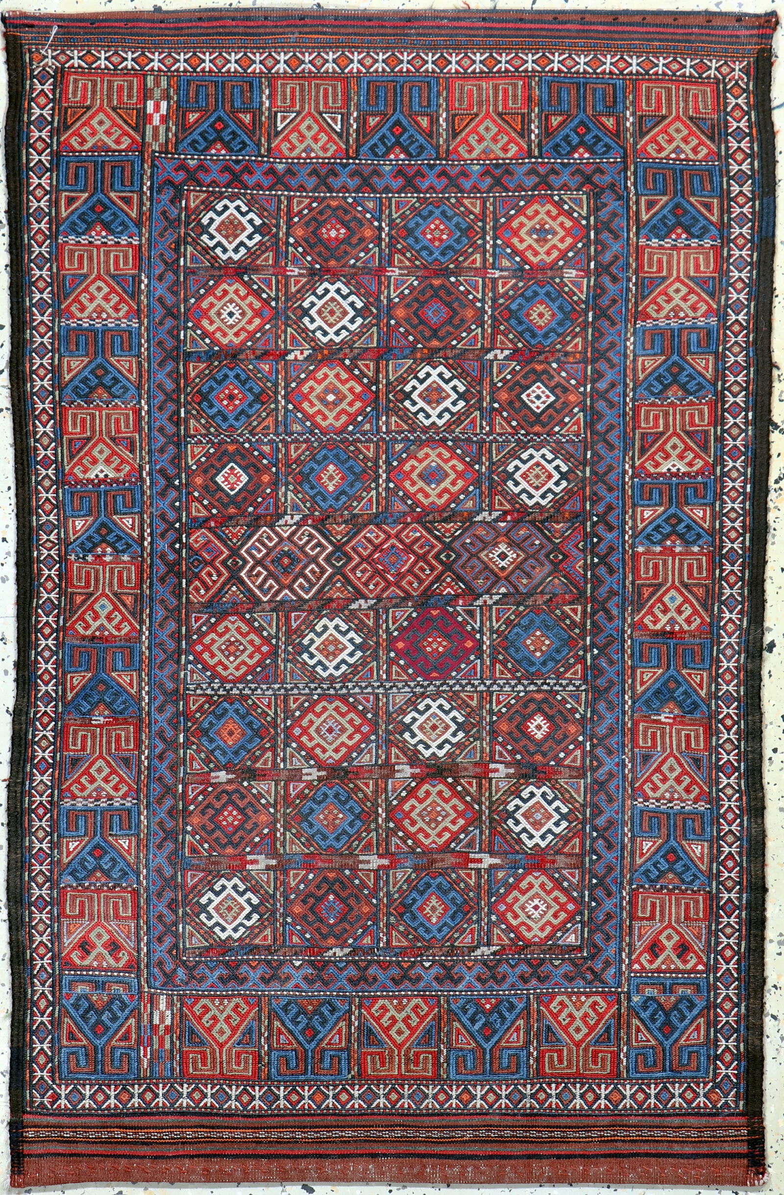 Sumakh Kilim, Persia, mid-20th century, wool on cotton: Sumakh Kilim, Persia, mid-20th century, wool on cotton, approx. 120 x 77 cm, condition: 2. Rugs, Carpets & Flatweaves