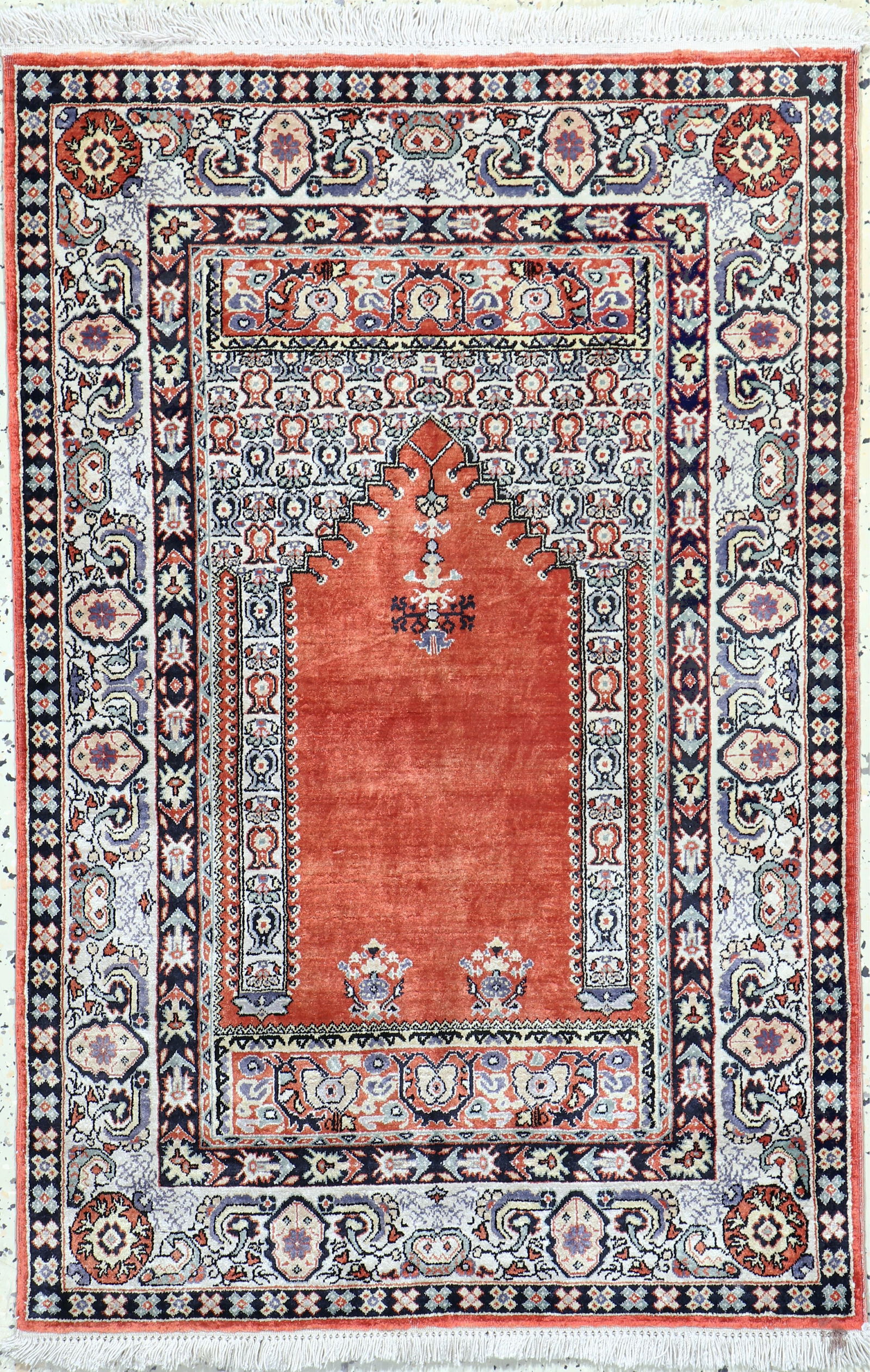 Kashmir silk fine, India, late 20th century, natural silk (1 of 5)