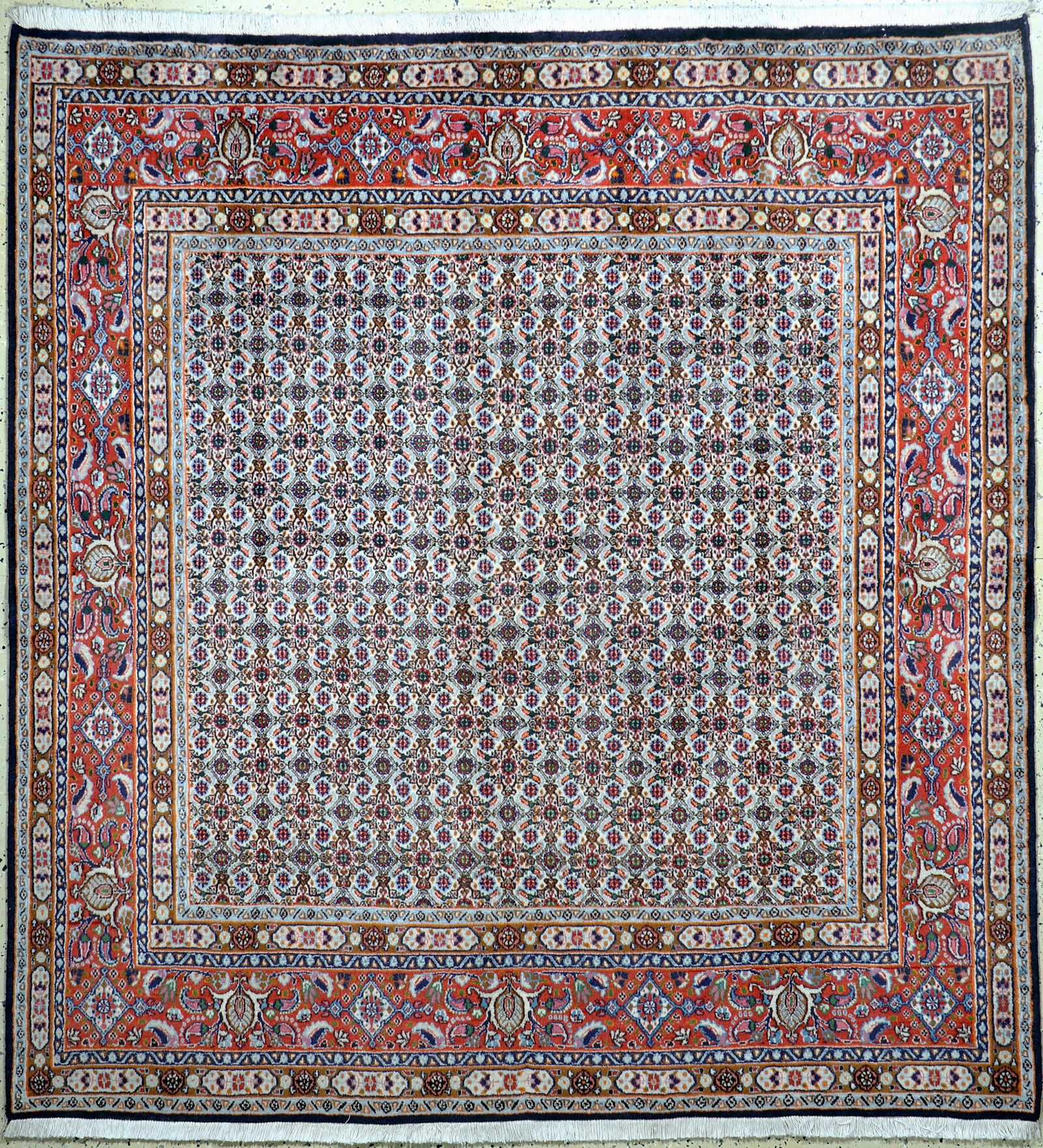 Moud fine, Persia, late 20th century, corkwool: Moud fine, Persia, late 20th century, corkwool with silk, approx. 195 x 190 cm, condition: 2. Rugs, Carpets & Flatweaves