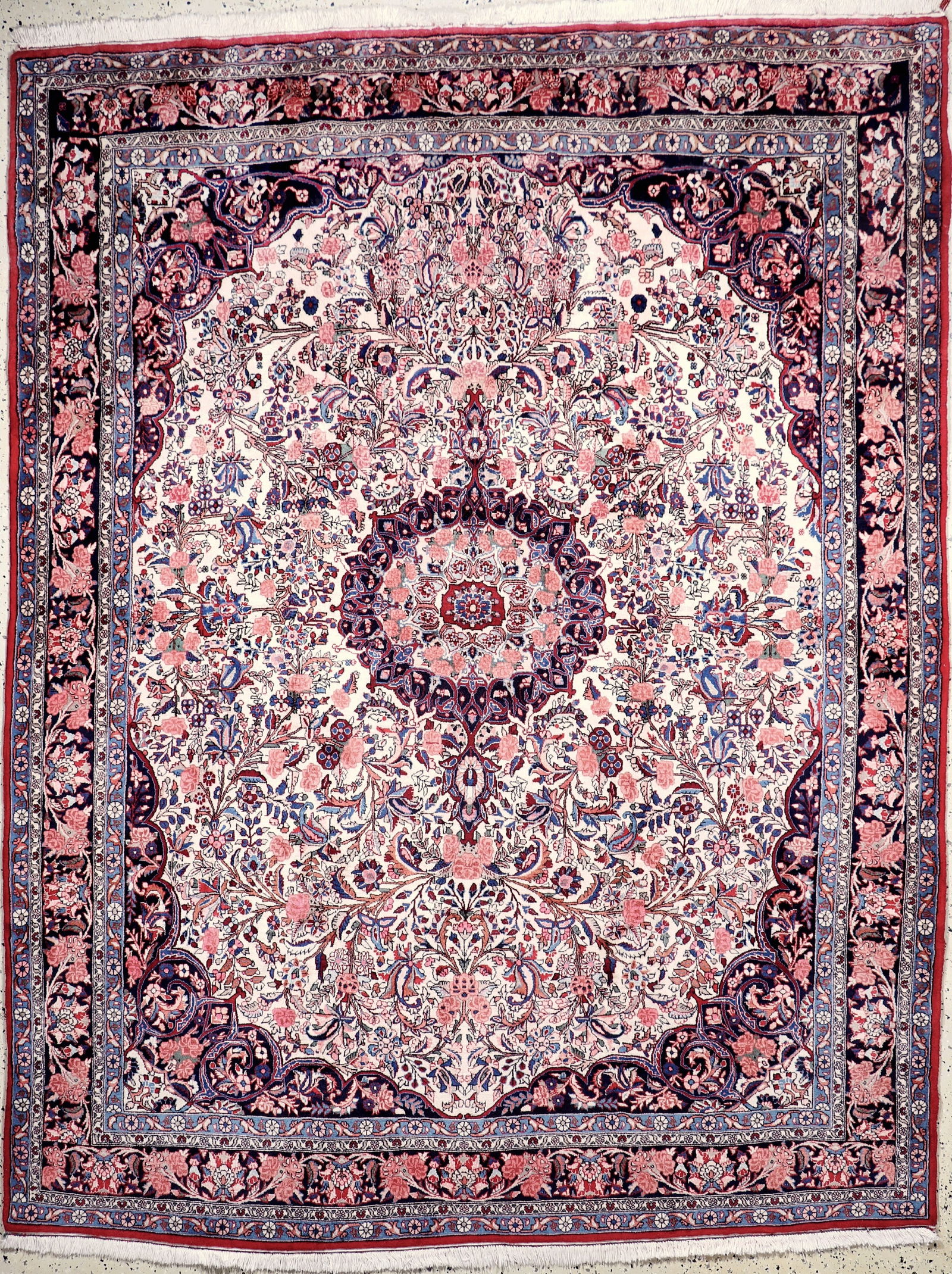 Bidjar cork, Persia, mid-20th century, corkwool on: Bidjar cork, Persia, mid-20th century, corkwool on cotton, approx. 292 x 225 cm, cleaned, condition: 1-2. Rugs, Carpets & Flatweaves