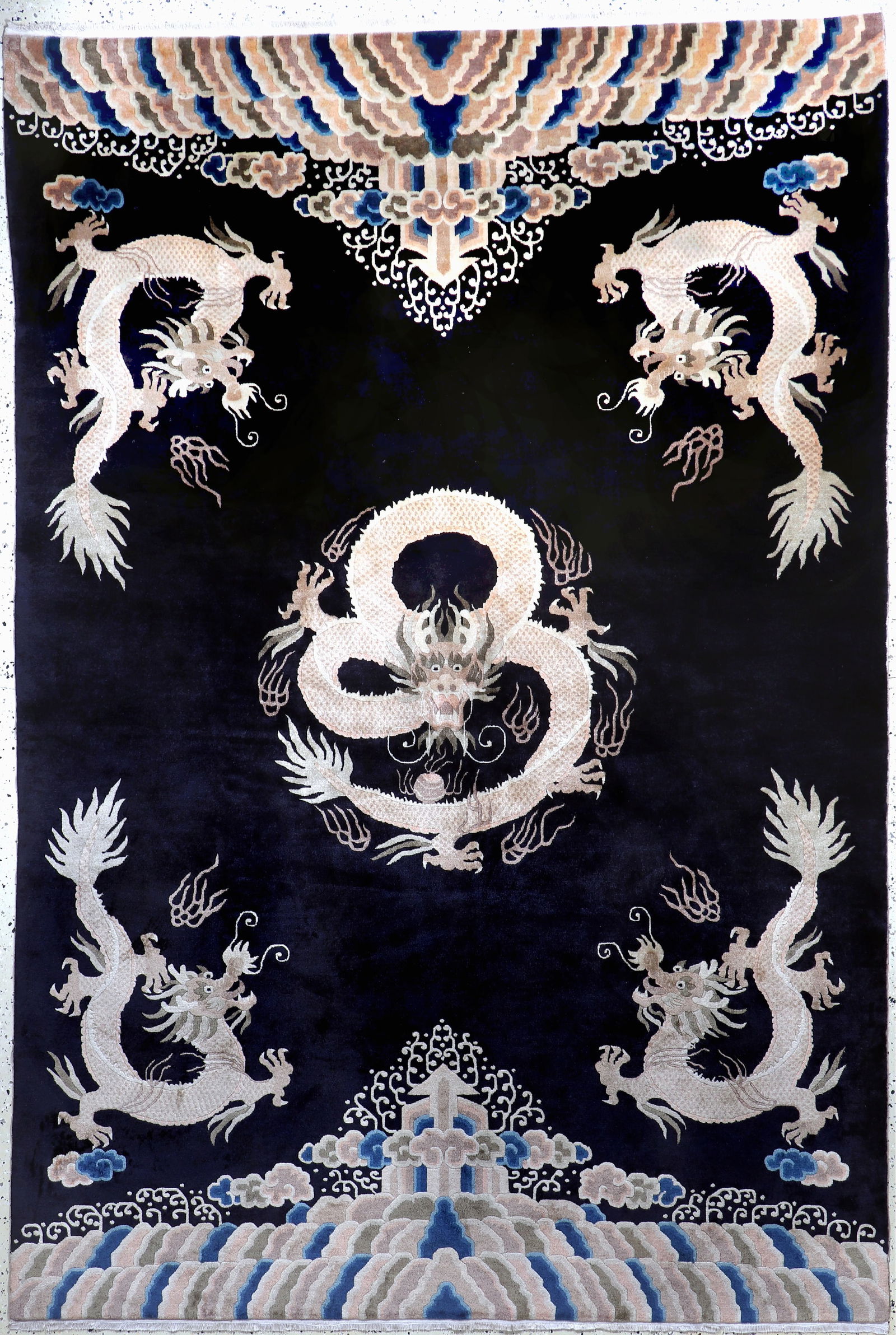 China #'Dragon Carpet#', mid-20th century, wool on: China #'Dragon Carpet#', mid-20th century, wool on cotton, approx. 295 x 200 cm, condition: 1-2. Rugs, Carpets & Flatweaves
