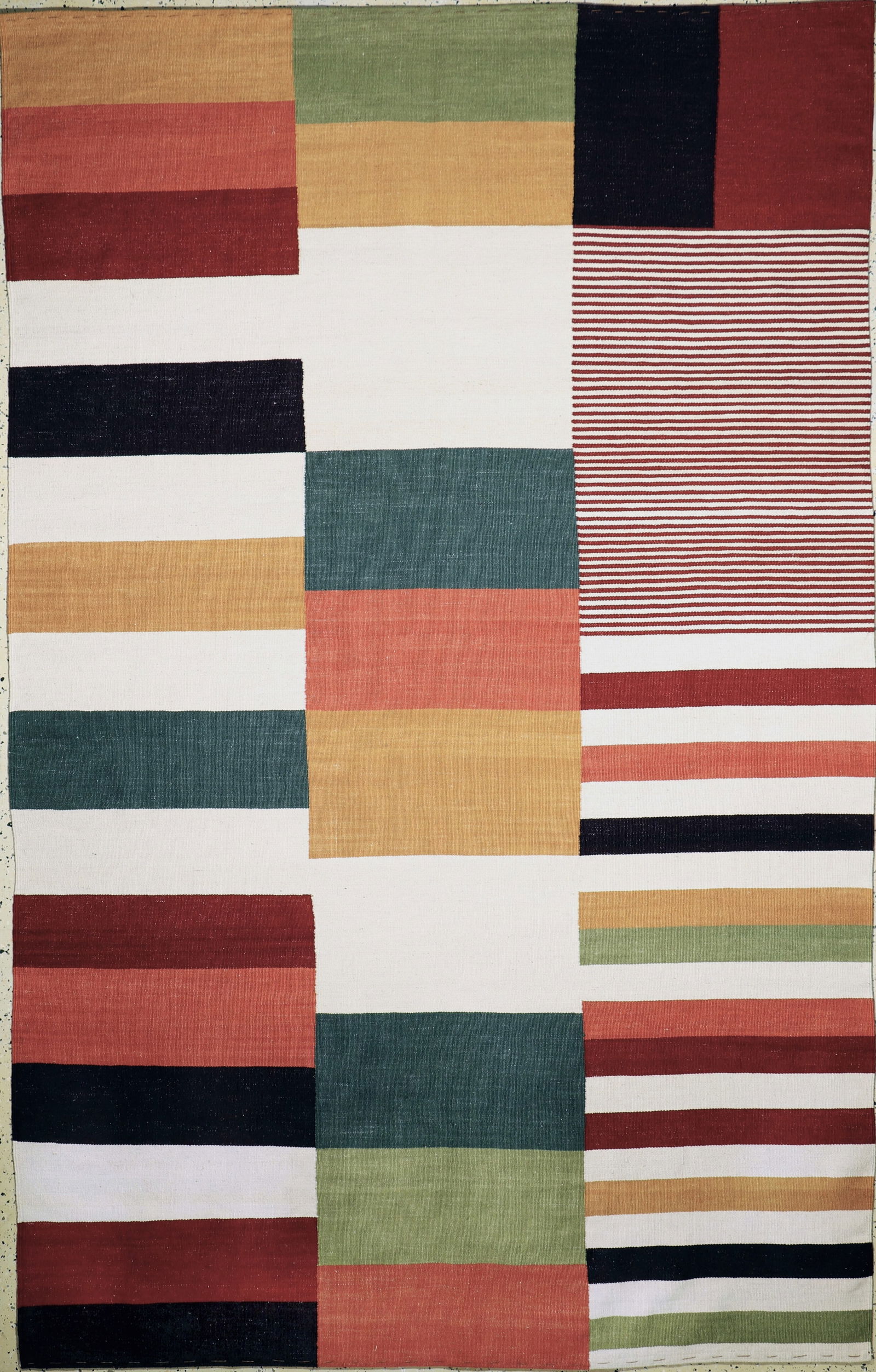 Ghashgai Kilim, Persia, late 20th century, wool on (1 of 9)