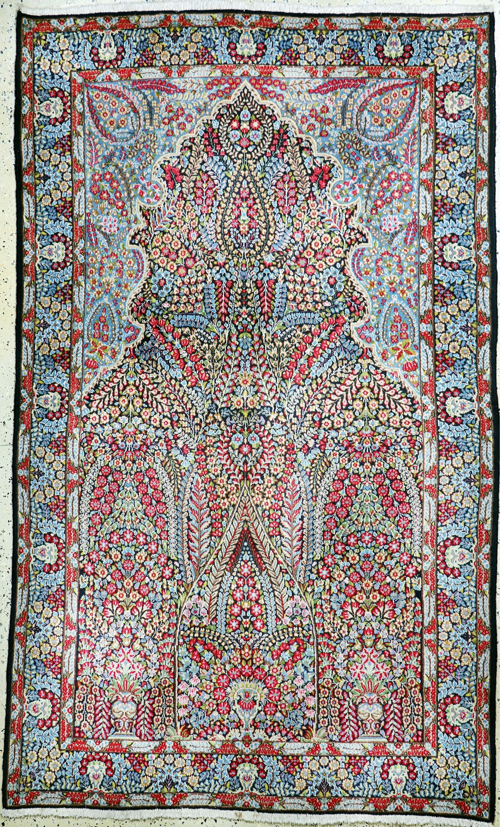 Kirman Lawar old, Persia, mid-20th century, wool on (1 of 8)
