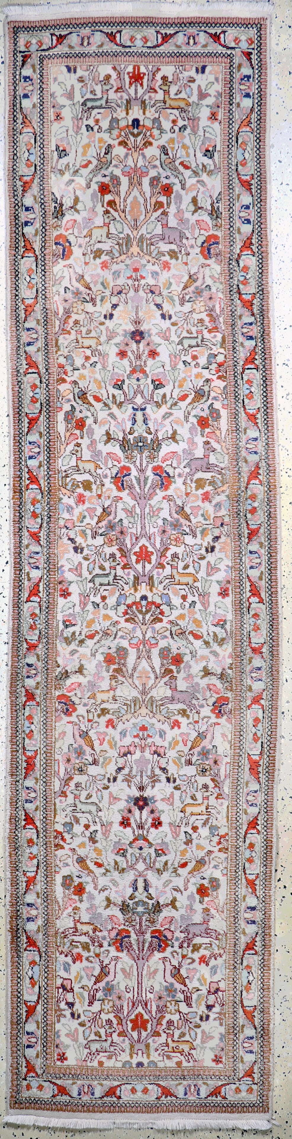 Tabriz Tabatabai, Persia, mid-20th century, wool on: Tabriz Tabatabai, Persia, mid-20th century, wool on cotton, approx. 323 x 78 cm, condition: 2. Rugs, Carpets & Flatweaves