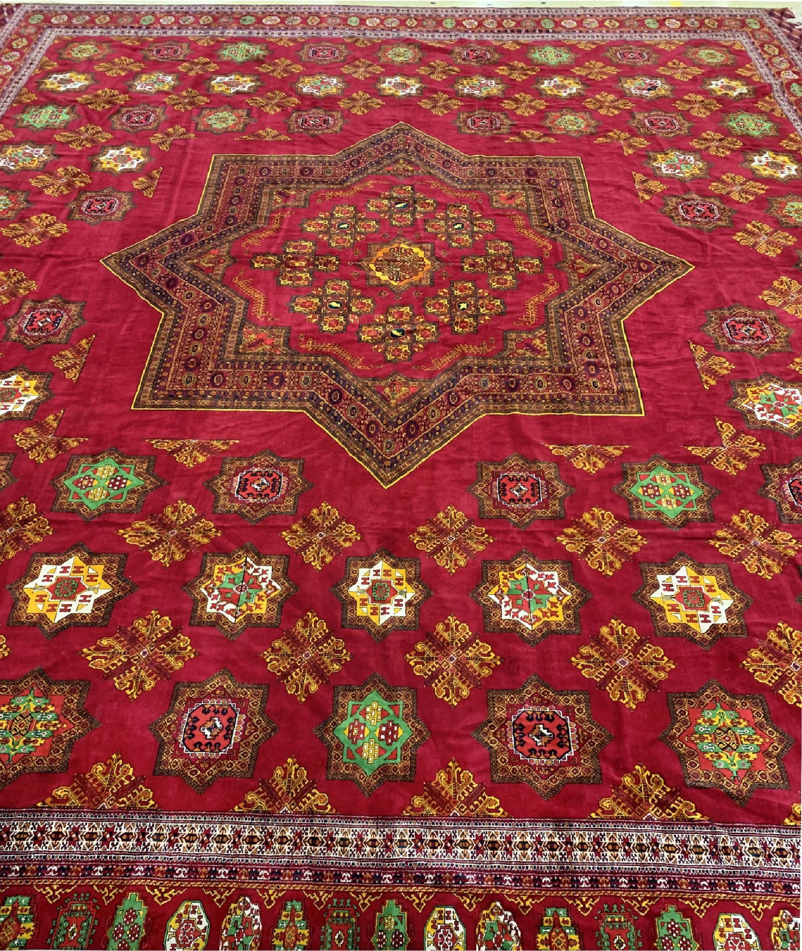 Bukhara#'Palace Carpet#', Turkmenistan, commissioned: Bukhara#'Palace Carpet#', Turkmenistan, commissioned work, approx. 10 years, wool on wool, approx. 710 x 820 cm, condition: (almostnew). Rugs, Carpets & Flatweaves