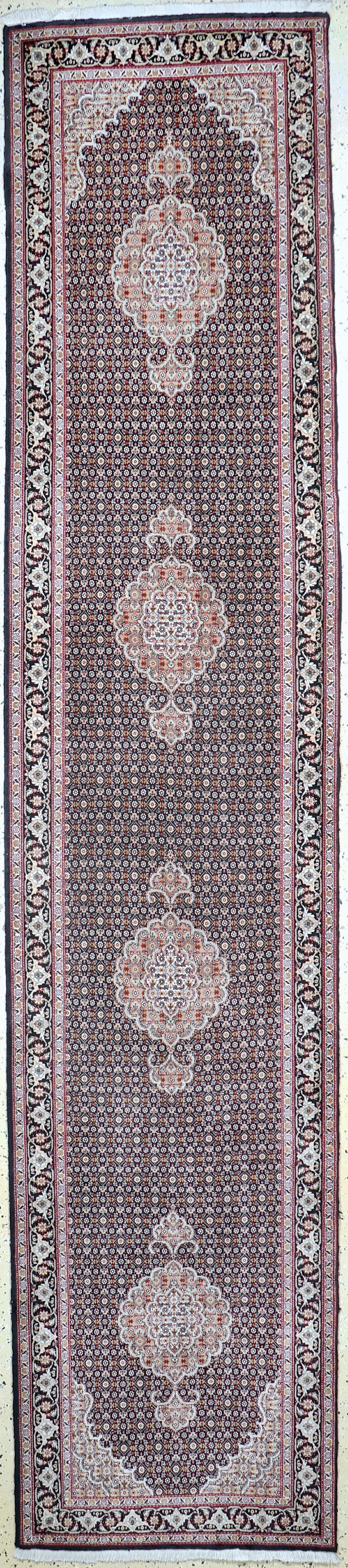 Tabriz fine(50 Raj), Persia, late 20th century (1 of 8)