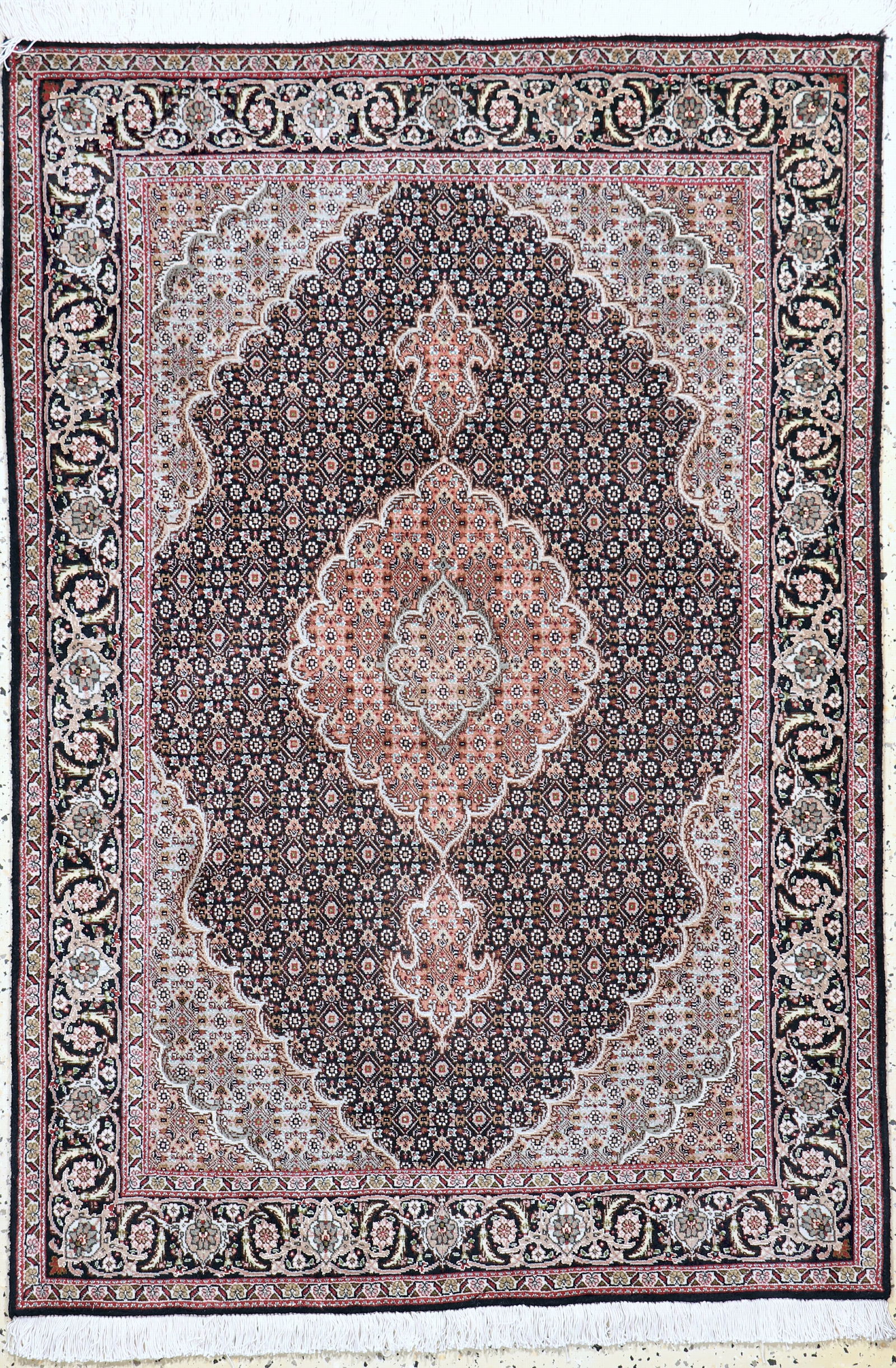 Tabriz fine(50 Raj), Persia, late 20th century (1 of 5)