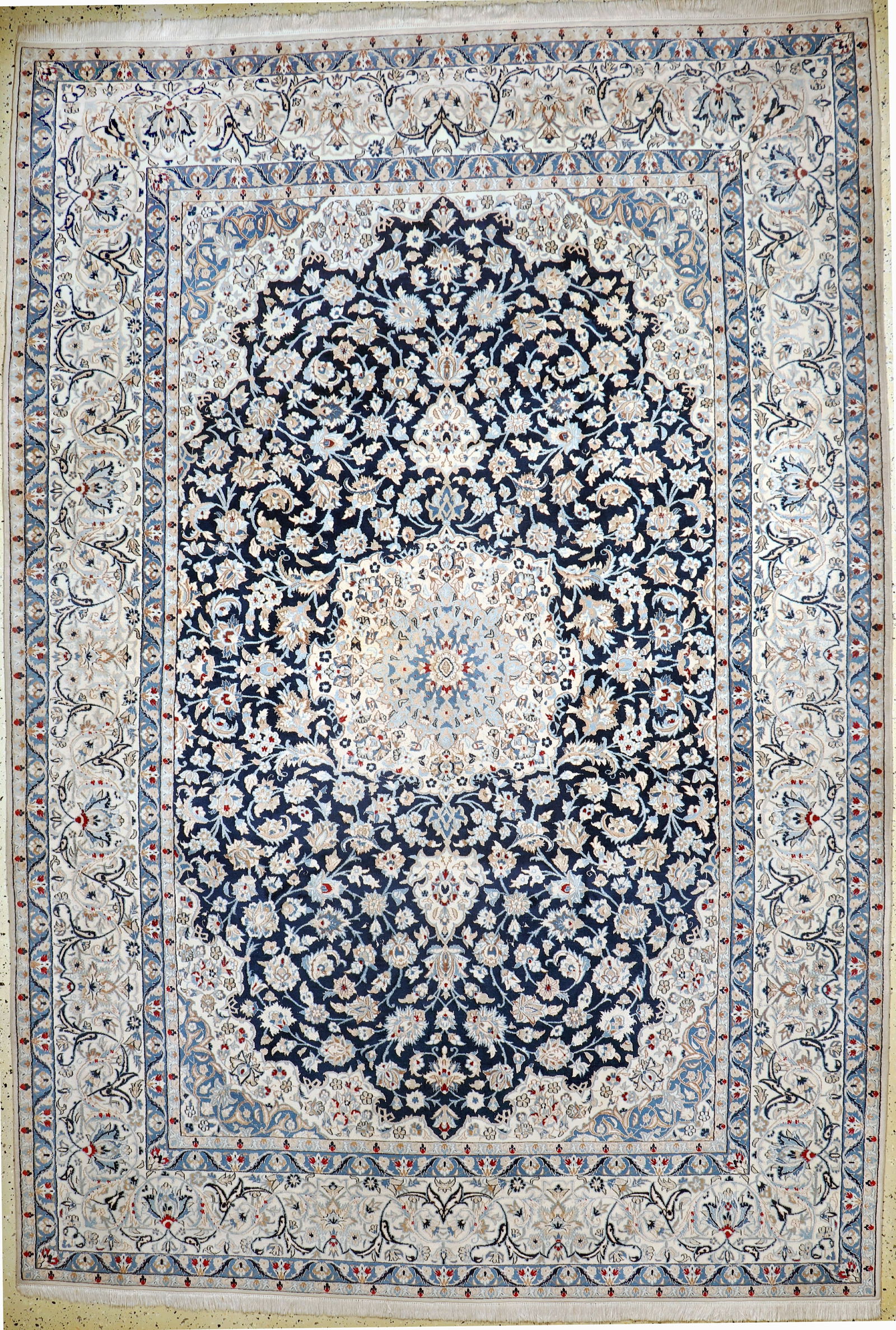 Nain fine(9 La), Persia, mid-20th century, corkwool: Nain fine(9 La), Persia, mid-20th century, corkwool with silk, approx. 357 x 247 cm, approx. 500,000 Kn/sm, in need of cleaning, condition: 2. Rugs, Carpets & Flatweaves. Dontforget to check out the u