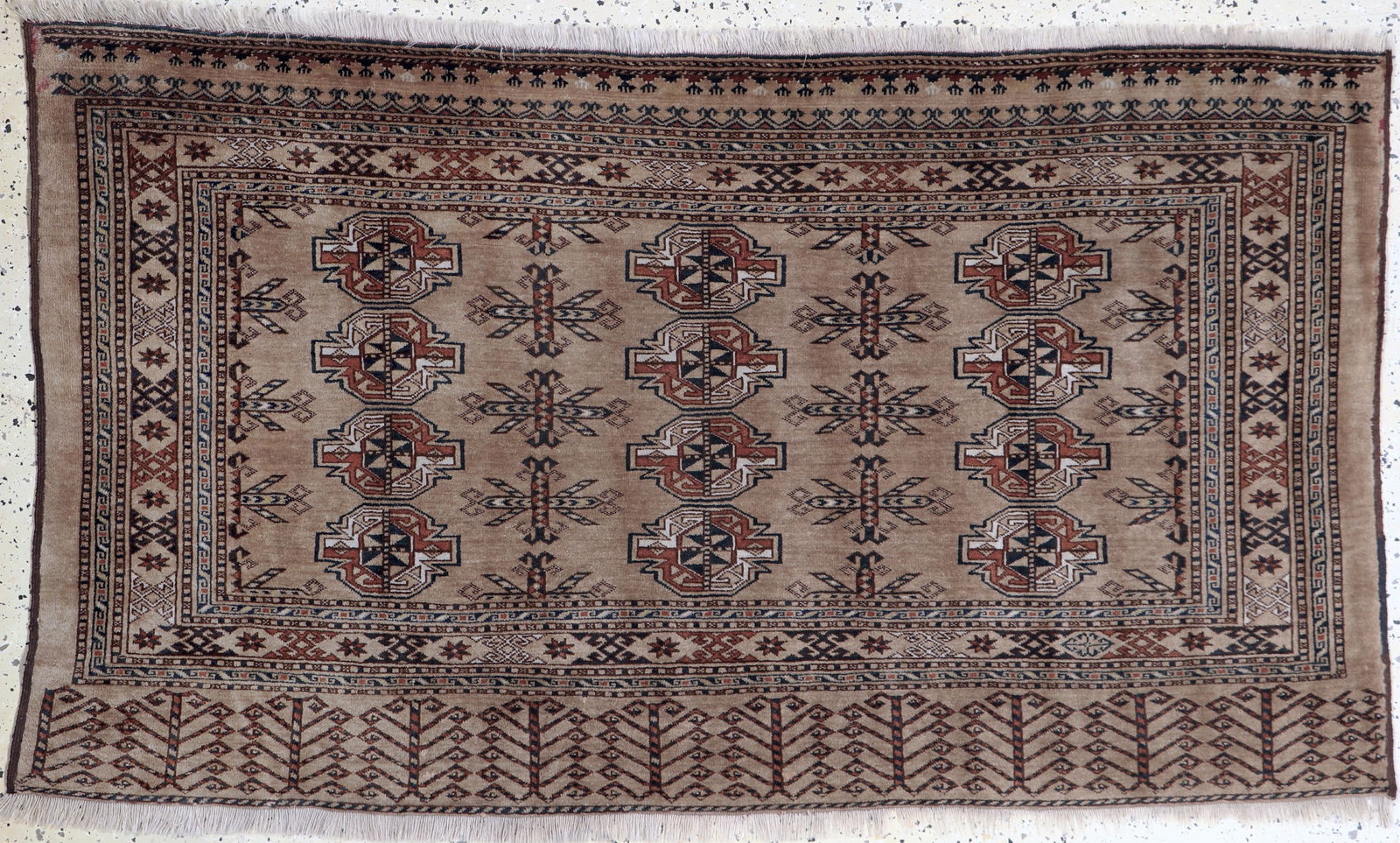 Jowal old, Turkmenistan, early 20th century, wool on (1 of 5)