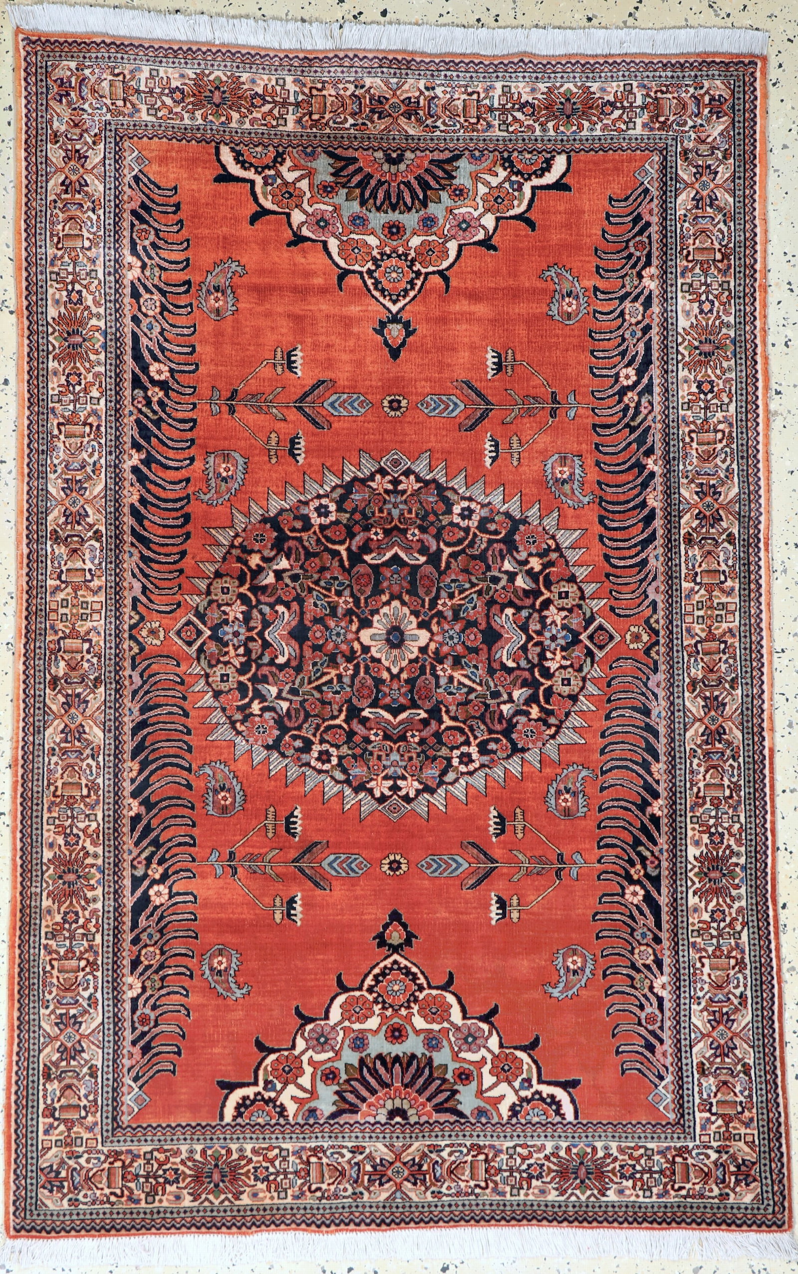Bijar cork fine, Persia, late 20th century, corkwool on: Bijar cork fine, Persia, late 20th century, corkwool on cotton, approx. 170 x 112 cm, condition: 2. Rugs, Carpets & Flatweaves