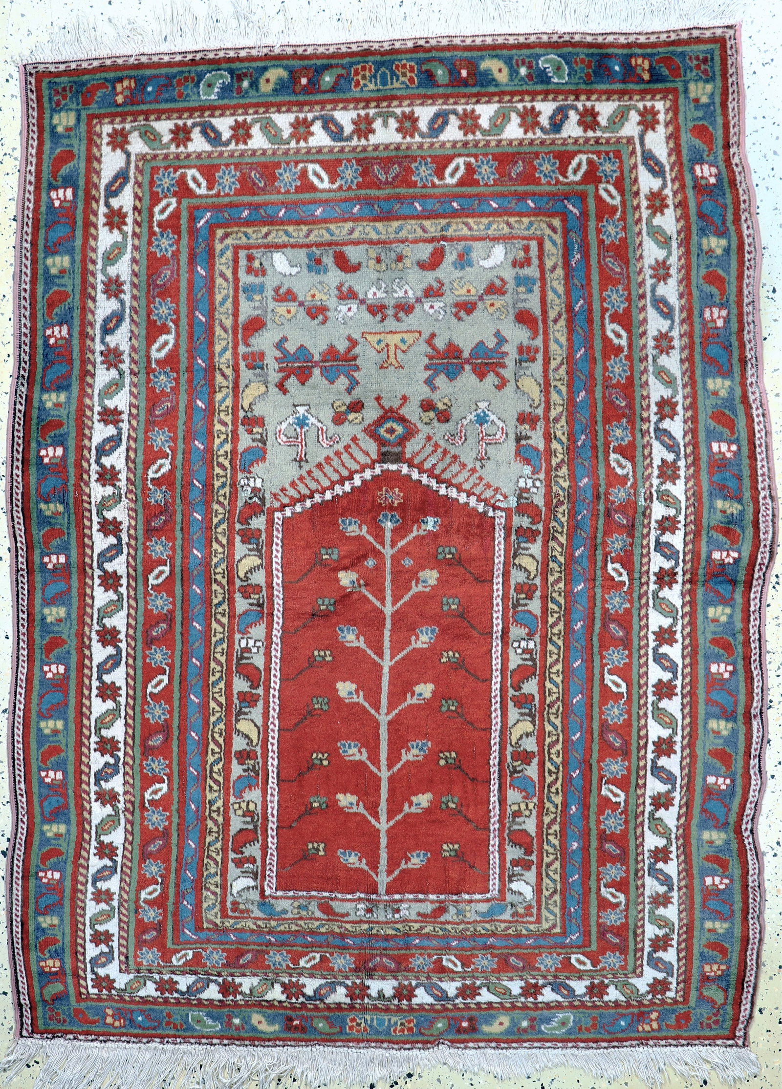 Kirsehir antique, Turkey, around 1900, wool oncotton: Kirsehir antique, Turkey, around 1900, wool oncotton, approx. 178 x 130 cm, condition: 2-3. Rugs, Carpets & Flatweaves
