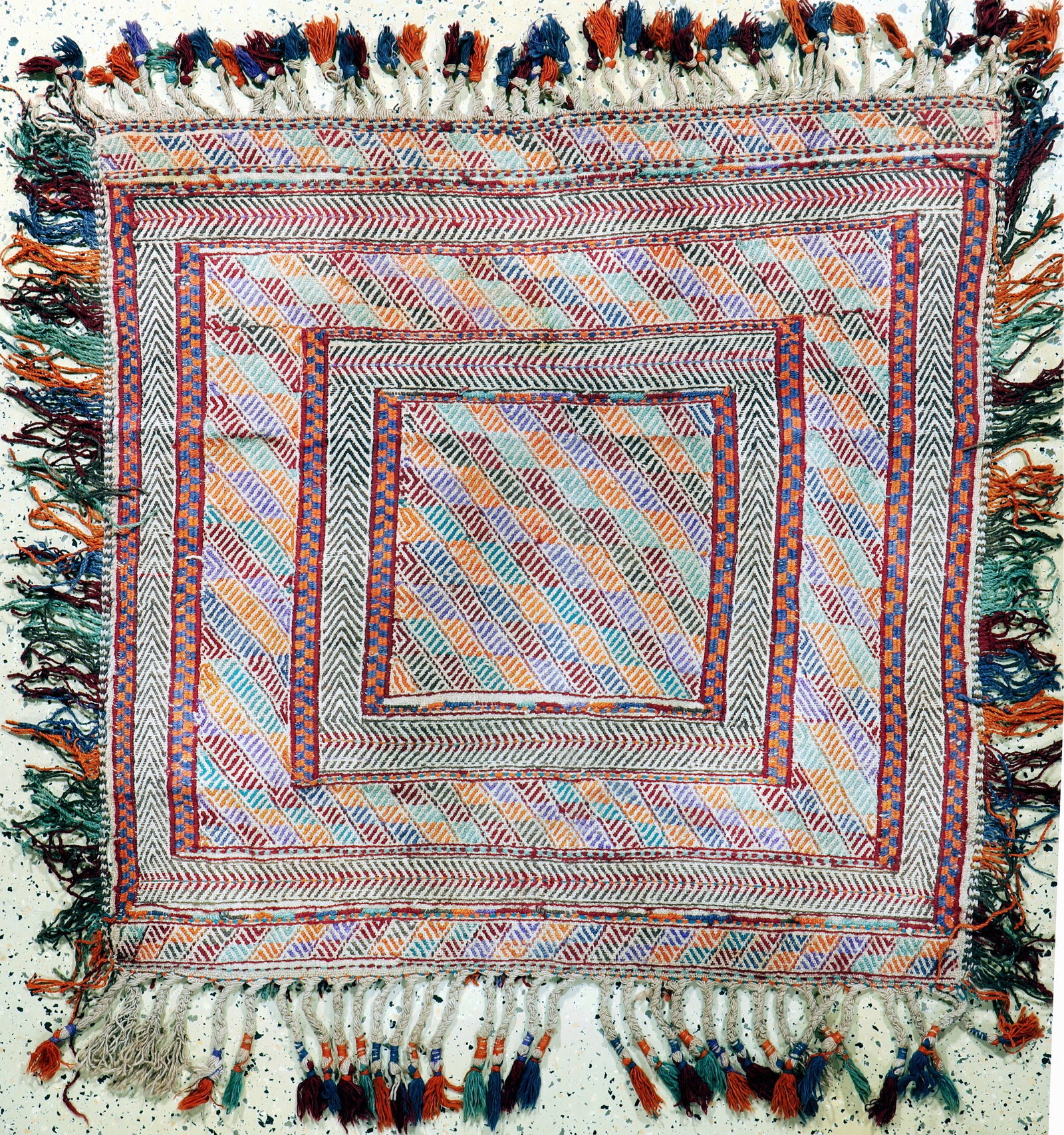 Verne#'Sofreh#'old, Turkey, early 20th century: Verne#'Sofreh#'old, Turkey, early 20th century, wool on wool, approx. 110 x 110 cm, condition: 2. Rugs, Carpets & Flatweaves
