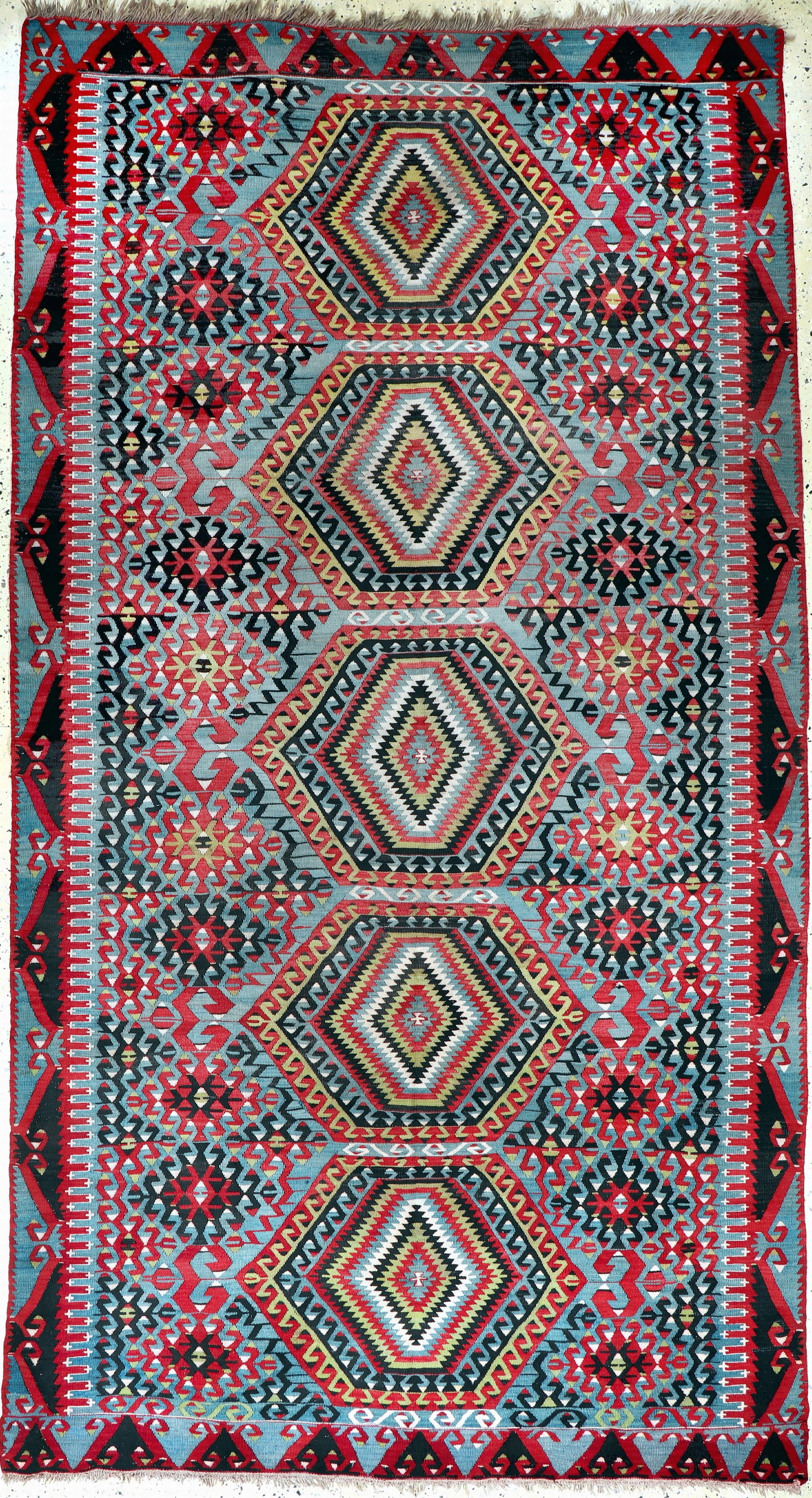 Anatol Kilim, Turkey, early 20th century, woolon wool: Anatol Kilim, Turkey, early 20th century, woolon wool, approx. 350 x 190 cm, condition: 2. Rugs, Carpets & Flatweaves