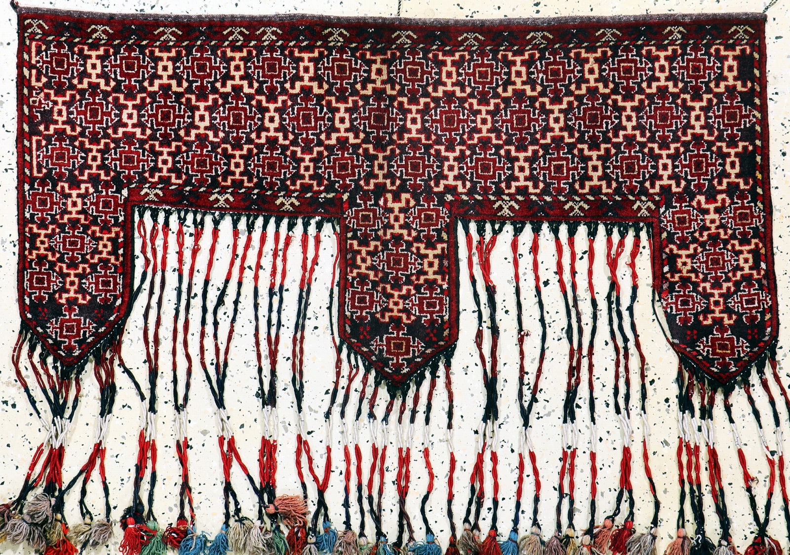 Ersari#'Kapunuk#'old, Turkmenistan, early 20thcentury: Ersari#'Kapunuk#'old, Turkmenistan, early 20thcentury, wool on wool, approx. 122 x 60 cm, condition: 2. Rugs, Carpets & Flatweaves