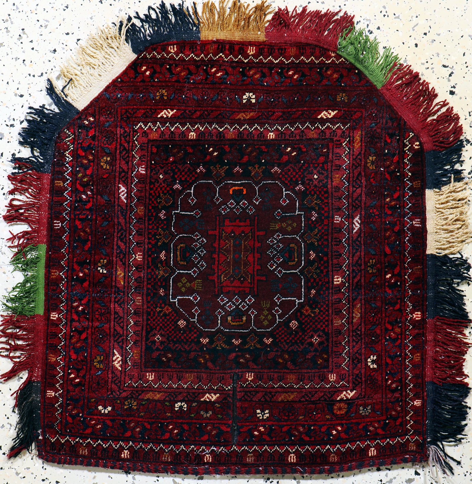 Saddle cover, Afghanistan, mid-20th century, wool on: Saddle cover, Afghanistan, mid-20th century, wool on wool, approx. 80 x 80 cm, condition: 2. Rugs, Carpets & Flatweaves