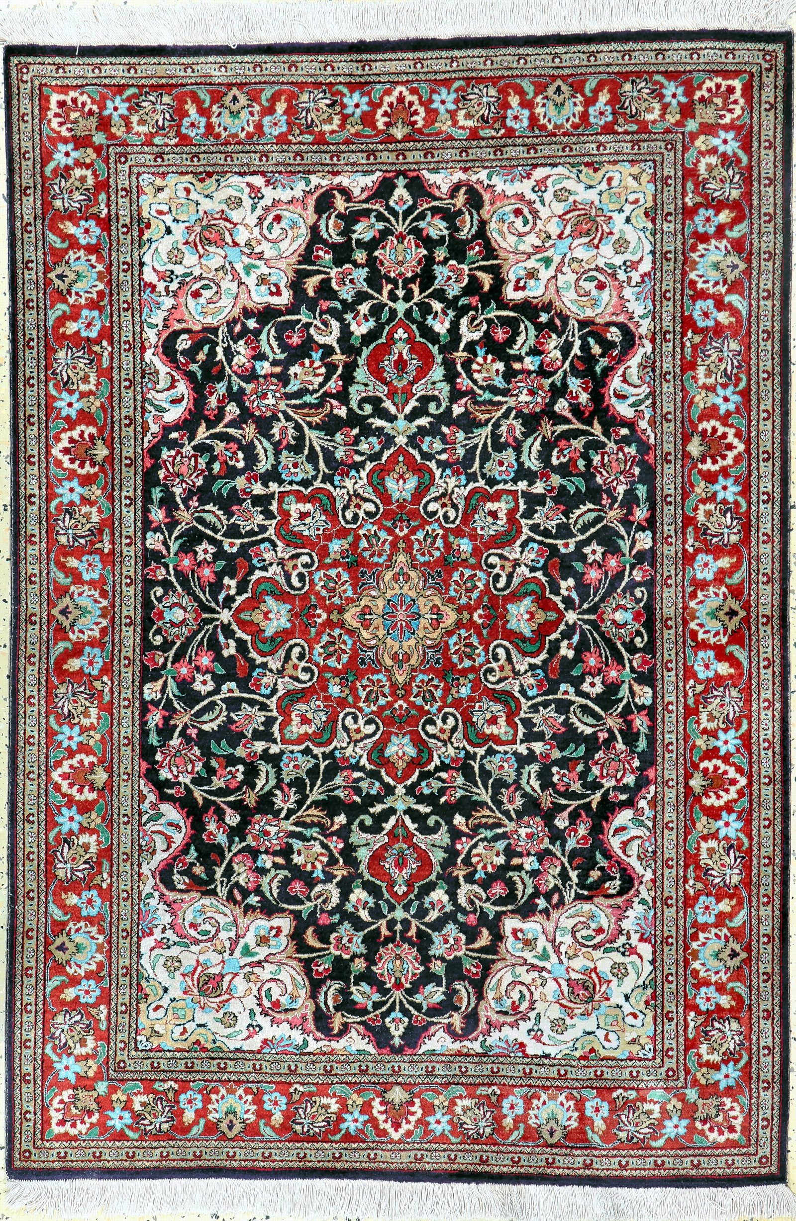 Qum silk, Persia, mid-20th century, pure natural: Qum silk, Persia, mid-20th century, pure natural silk, approx. 150 x 103 cm, condition:2.Rugs, Carpets & Flatweaves