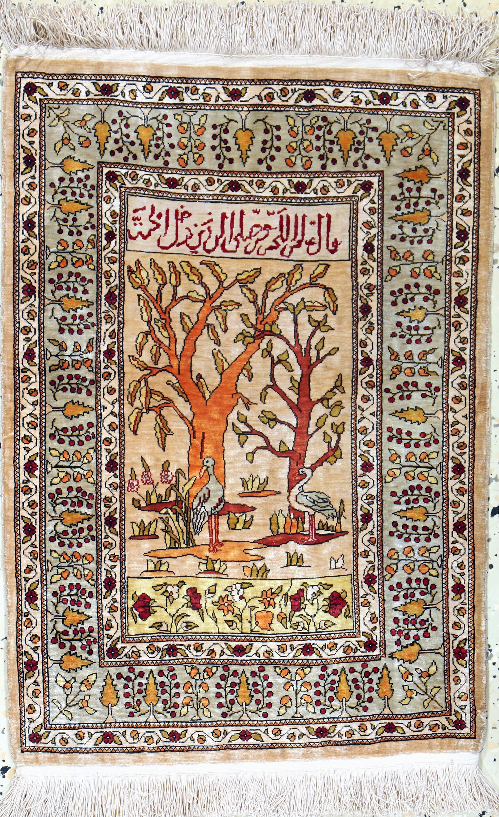 Hereke silk fine, Turkey, mid-20th century, pure natural: Hereke silk fine, Turkey, mid-20th century, pure natural silk, approx. 60 x 42 cm, approx.1.0 million kn/sm, condition: 1-2.Rugs, Carpets & Flatweaves