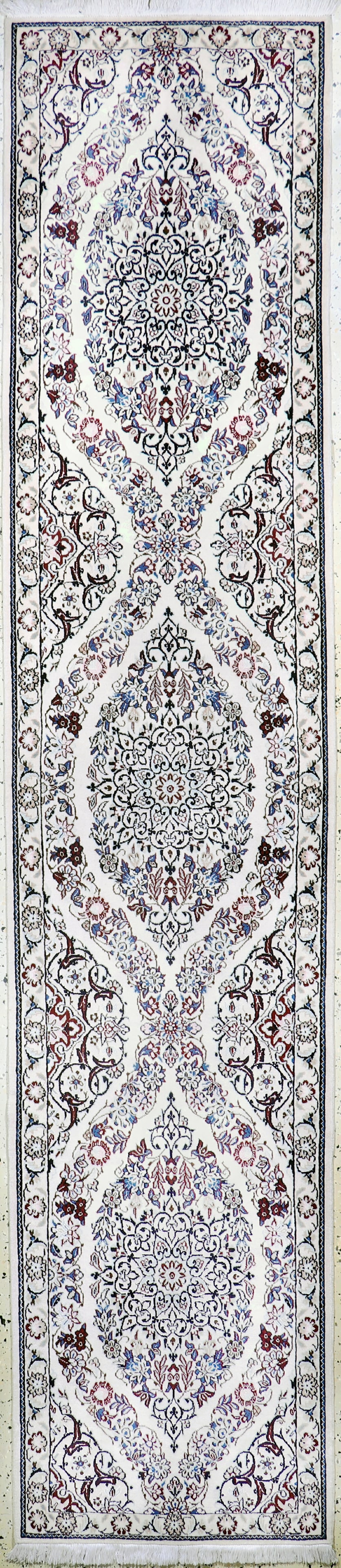 Nain fine(9 La), Persia, late 20th century, corkwool: Nain fine(9 La), Persia, late 20th century, corkwool with silk, approx. 290 x 62 cm, approx. 500,000 Kn/sm, condition: (almost new). Rugs, Carpets & Flatweaves