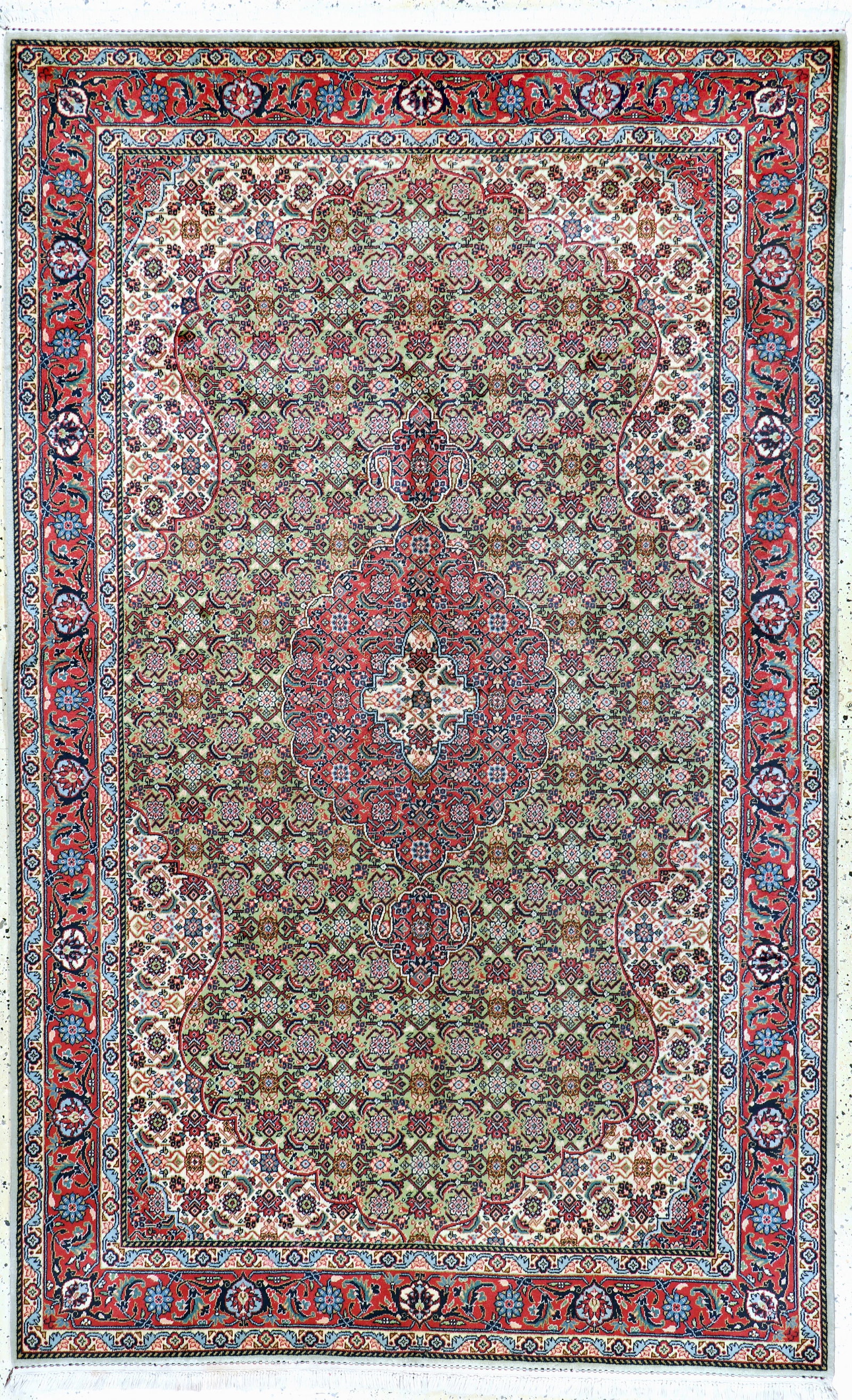 Tabriz, Romania, late 20th century, wool on cotton: Tabriz, Romania, late 20th century, wool on cotton, approx. 273 x 170 cm, in need of cleaning, condition: 1-2. Rugs, Carpets & Flatweaves