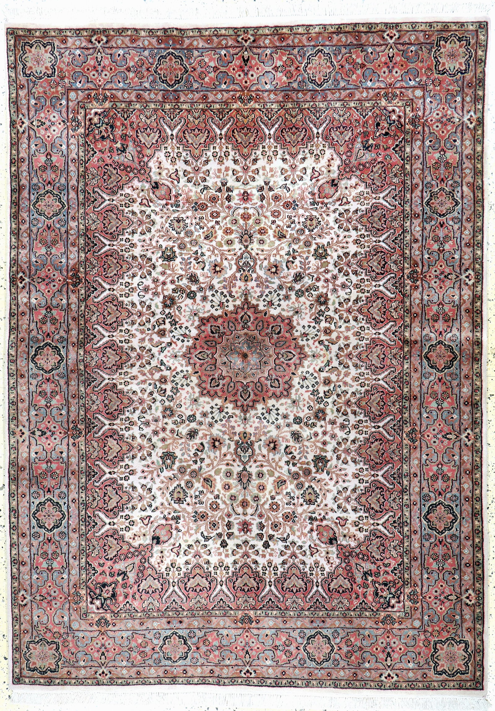 Saruk cork fine, India, late 20th century, corkwool on: Saruk cork fine, India, late 20th century, corkwool on cotton, approx. 237 x 172 cm, condition: 1-2. Rugs, Carpets & Flatweaves