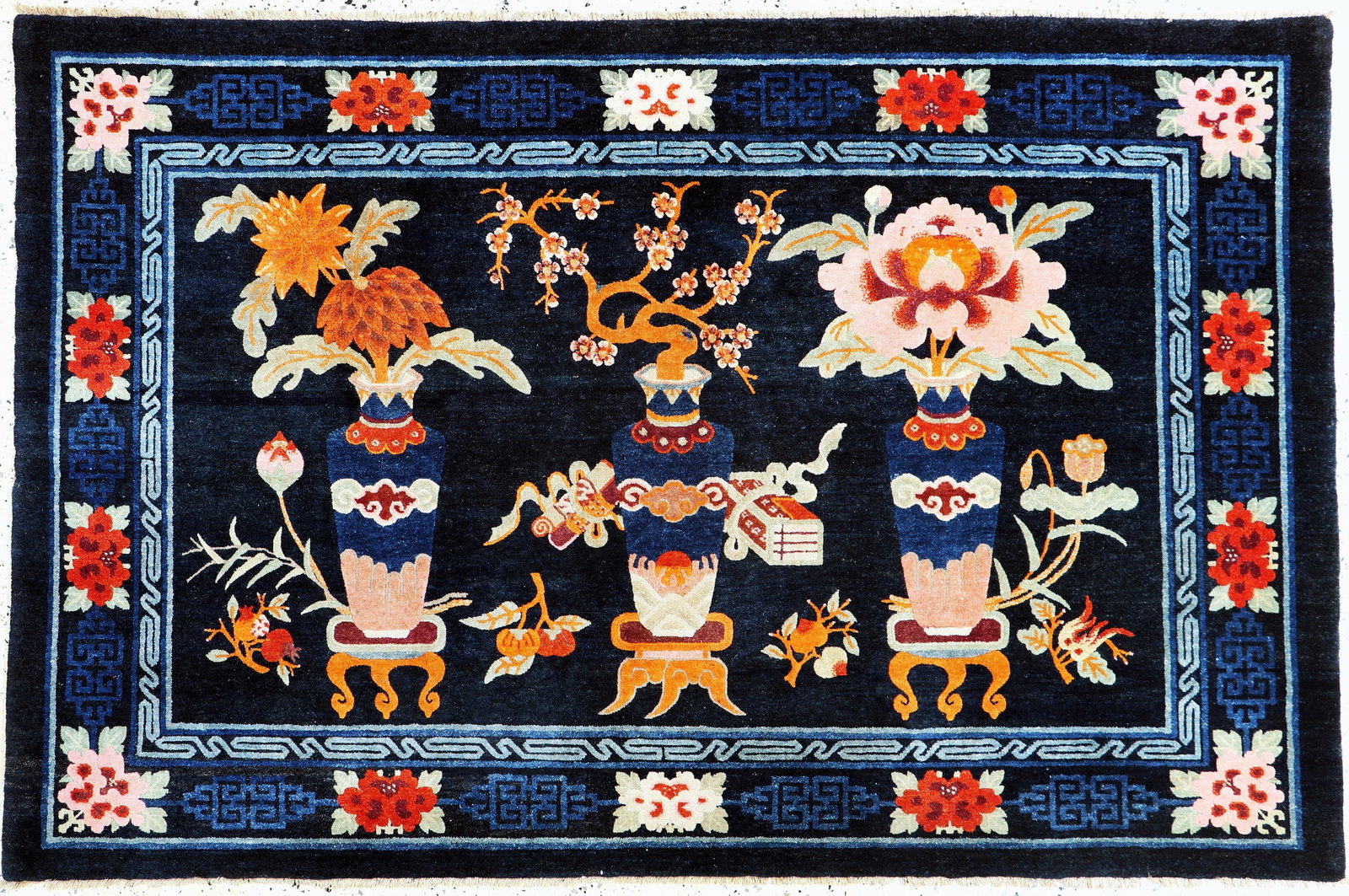 Pao Tow antique, China, around 1900, wool on cotton (1 of 8)
