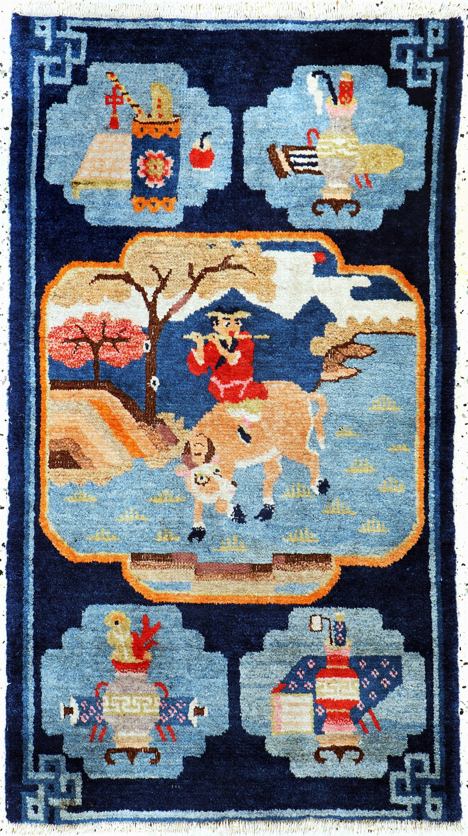 Pao Tow antique, China, around 1900, wool on cotton: Pao Tow antique, China, around 1900, wool on cotton, approx. 113 x 64 cm, condition: 2-3. Rugs, Carpets & Flatweaves