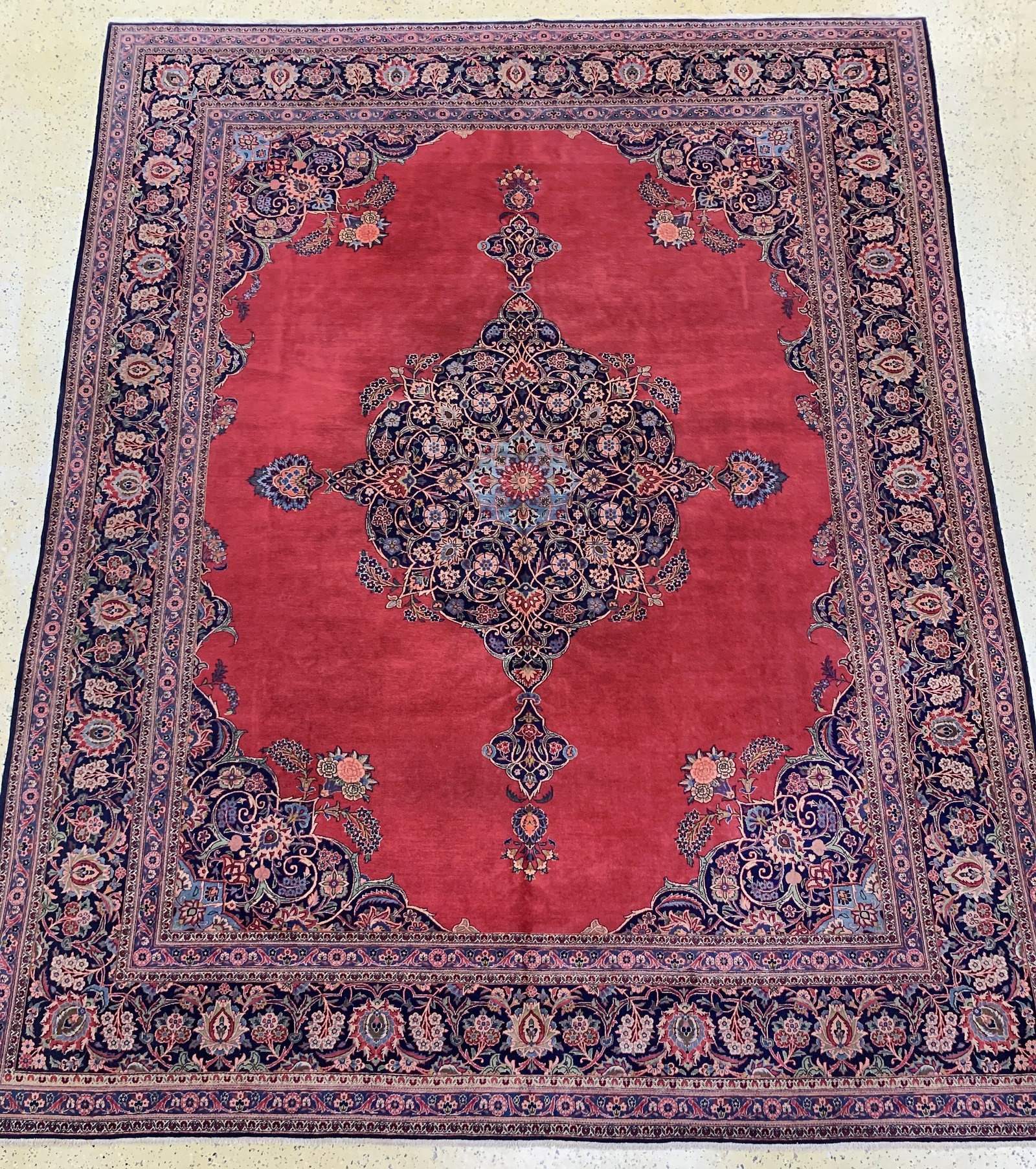 Kashan cork, Persia, early 20th century, wool on cotton: Kashan cork, Persia, early 20th century, wool on cotton, approx. 406 x 316 cm, condition: 2.Rugs, Carpets & Flatweaves