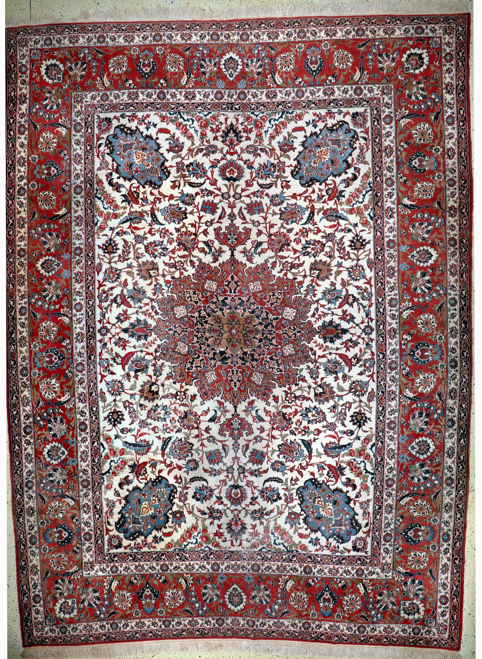 Isfahan old, Persia, early 20th century, corkwool on (1 of 10)