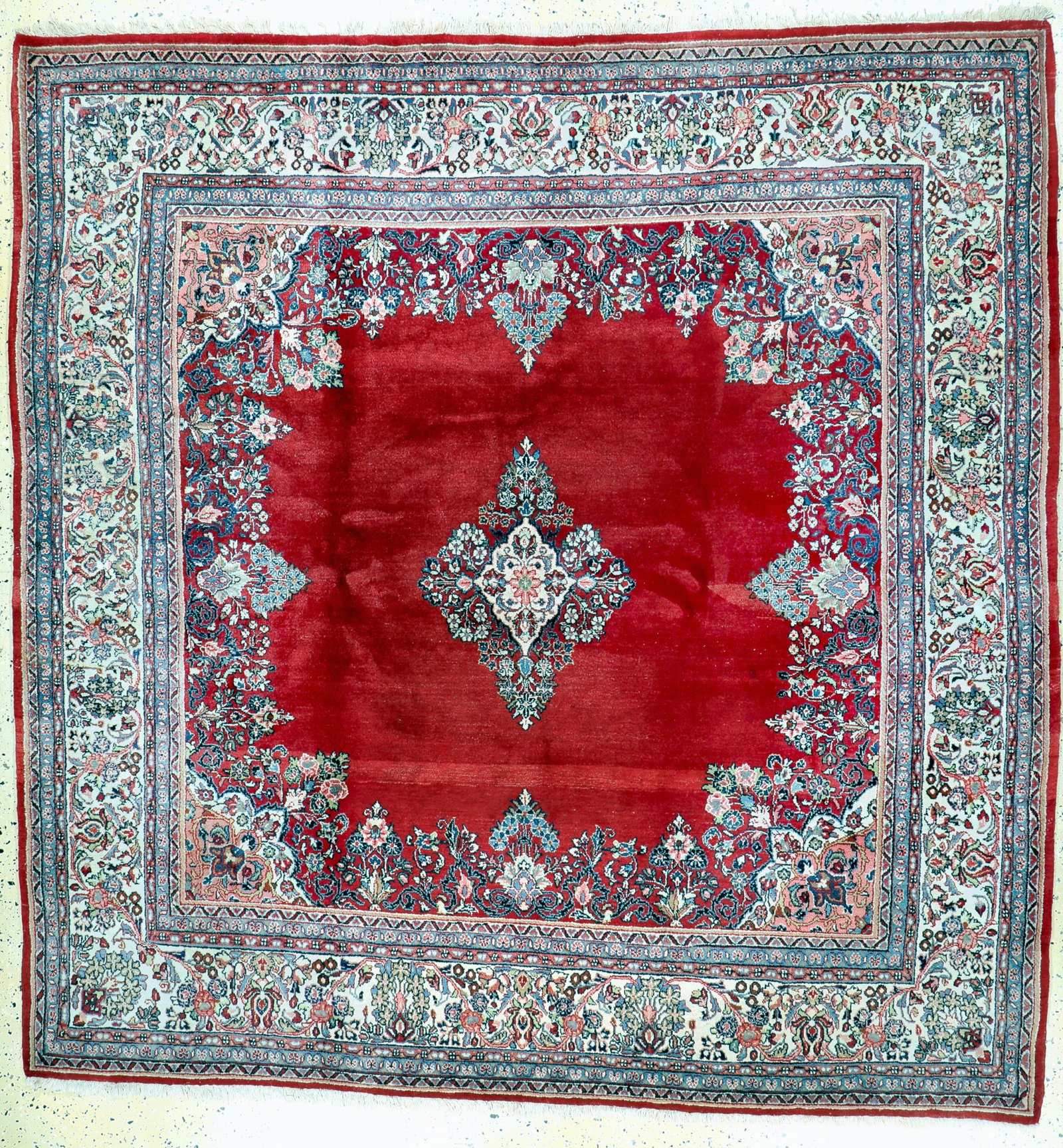 Saruk old, Persia, mid-20th century, wool on cotton: Saruk old, Persia, mid-20th century, wool on cotton, approx. 250 x 245 cm, condition: 2 (color deviations). Rugs, Carpets & Flatweaves