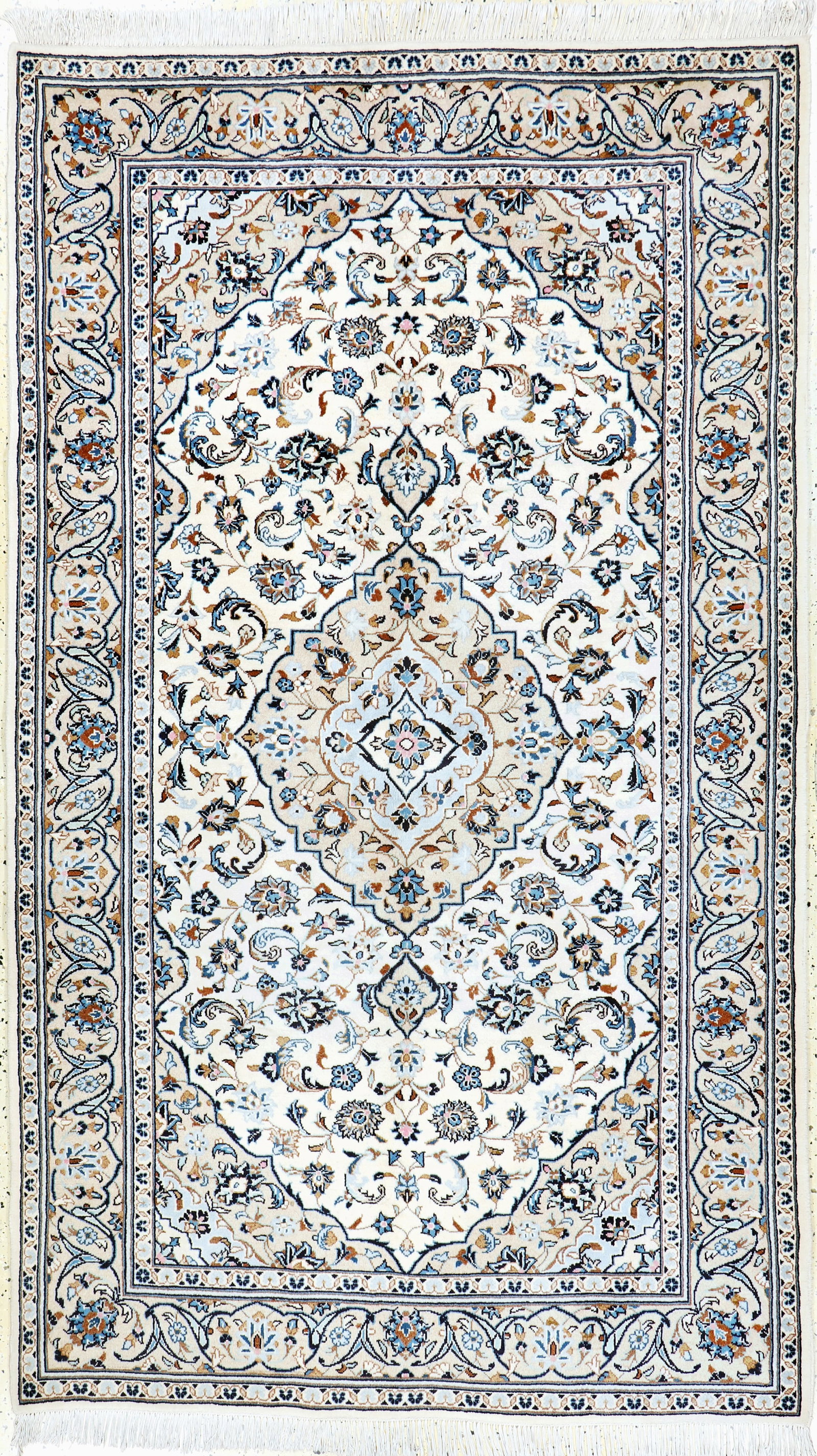 Kashan, Persia, late 20th century, wool on cotton (1 of 8)