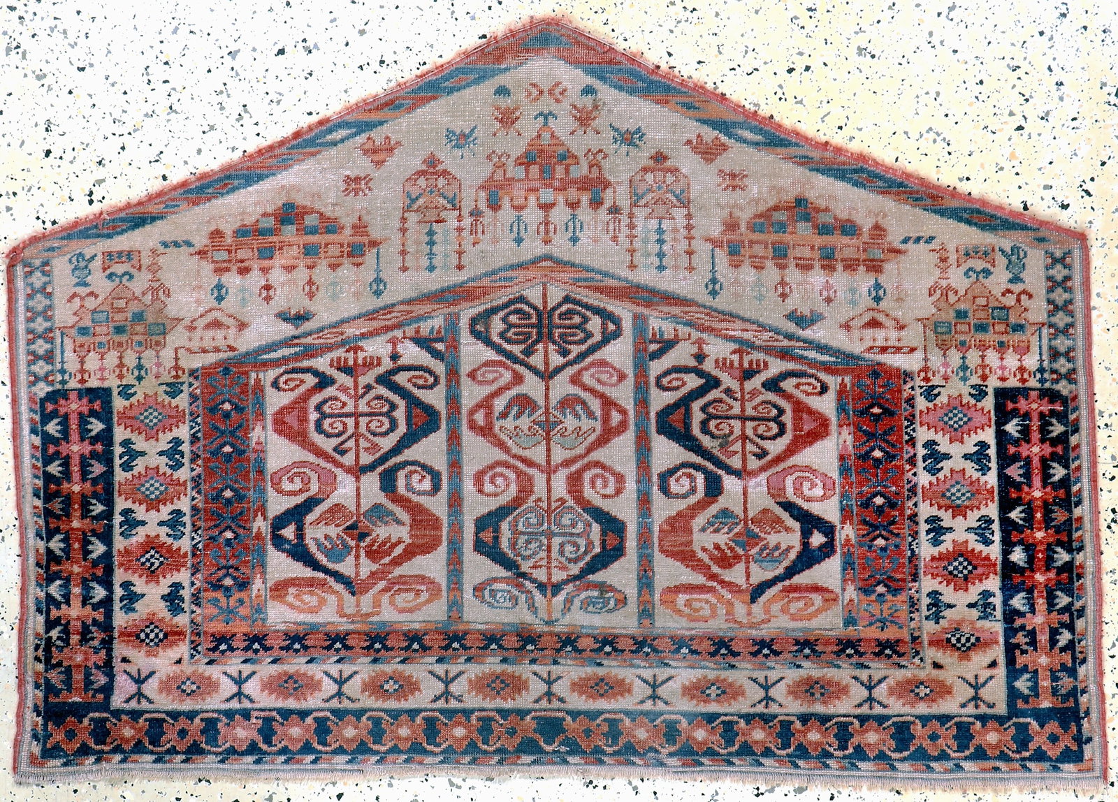 Asmalyk, Turkmenistan, mid-20th century, wool on wool: Asmalyk, Turkmenistan, mid-20th century, wool on wool, approx. 130 x 90 cm, condition: 2-3. Rugs, Carpets & Flatweaves